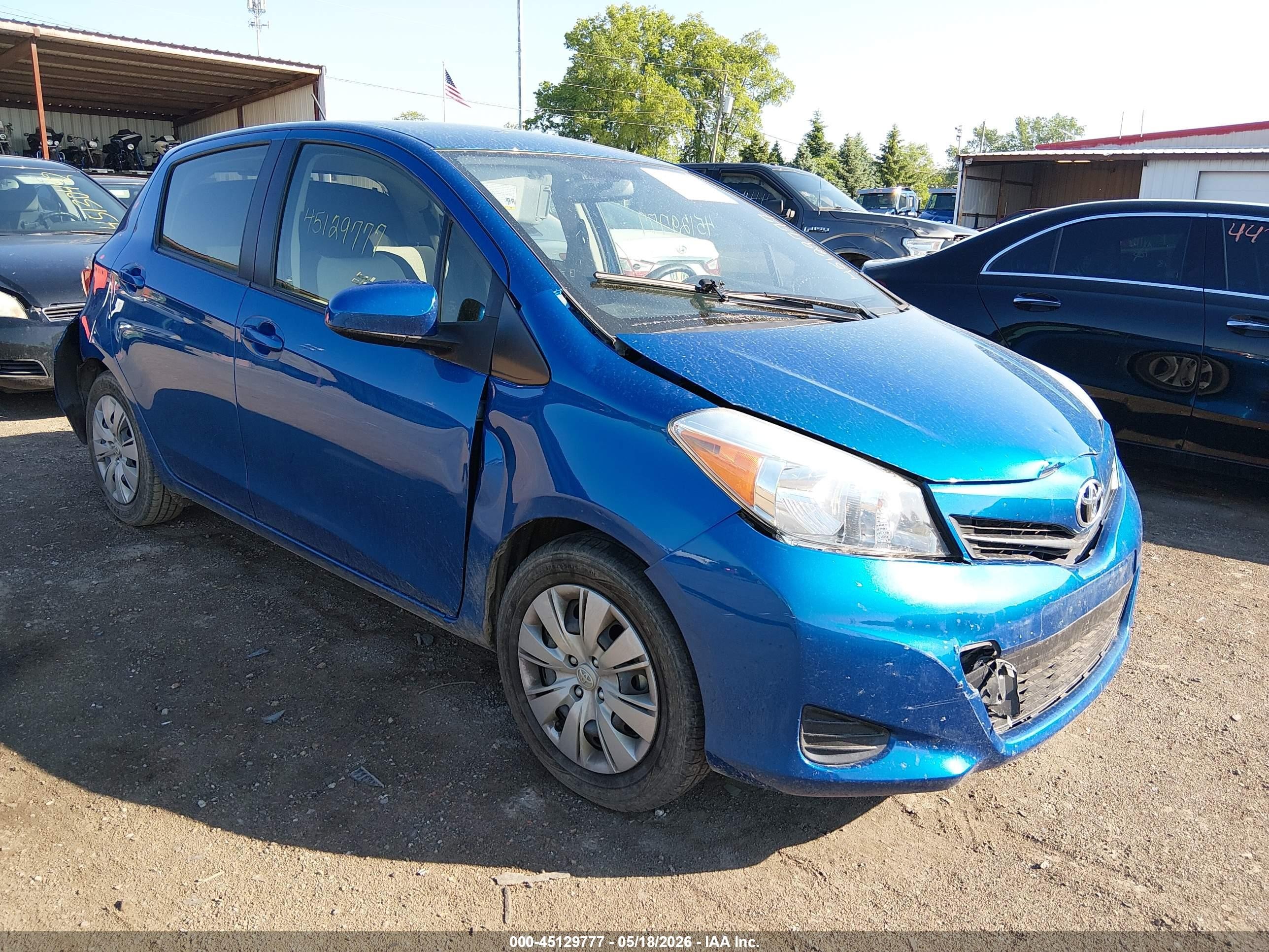 2012 Toyota Yaris Le Blue vin: JTDKTUD32CD537767