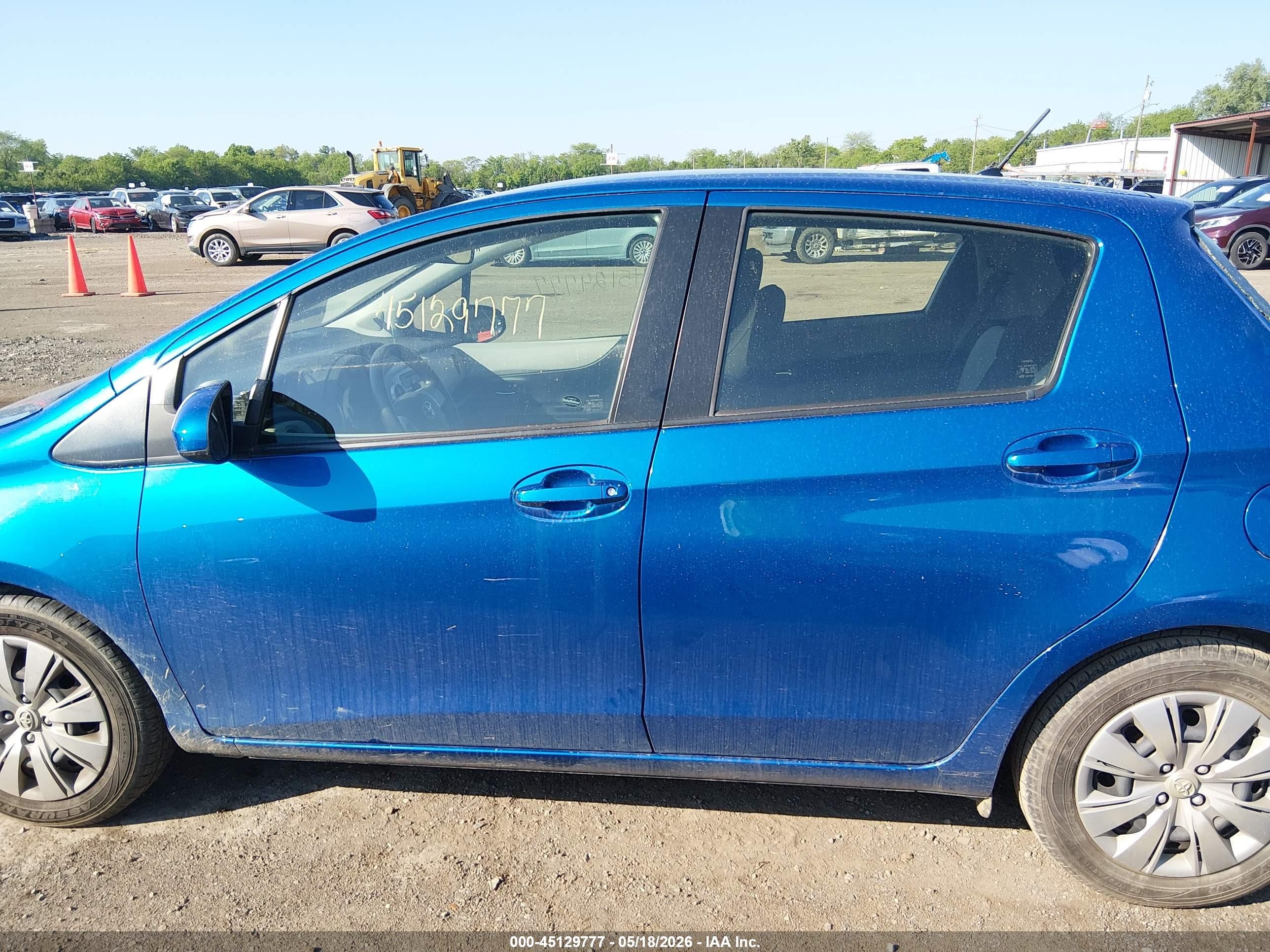 2012 Toyota Yaris Le Синий vin: JTDKTUD32CD537767