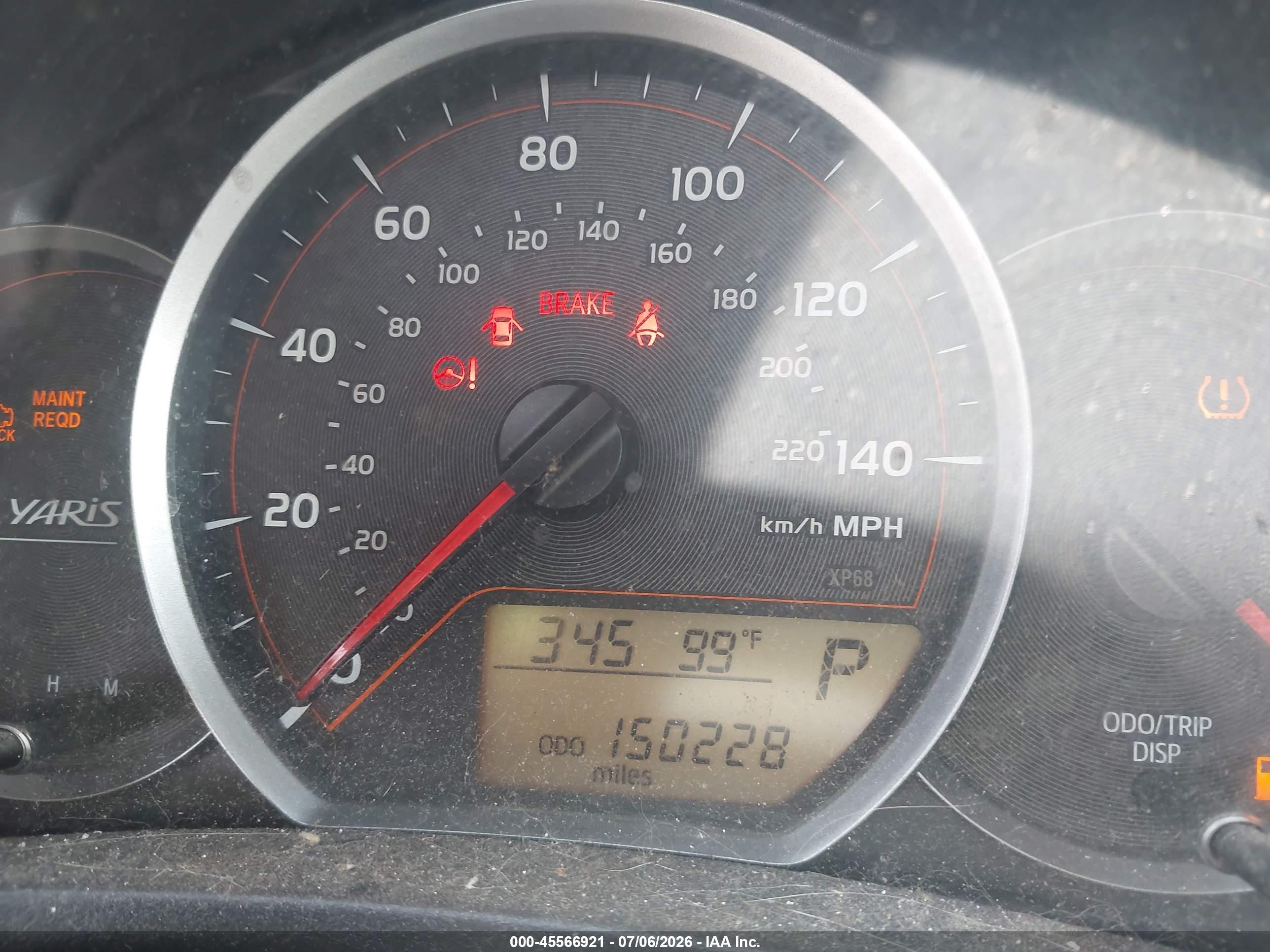 2014 Toyota Yaris Le (tmc/cbu Plant) Silver vin: JTDKTUD32ED579018