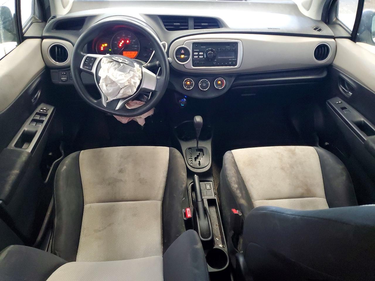 2014 Toyota Yaris 5-door Le Белый vin: JTDKTUD32ED579200