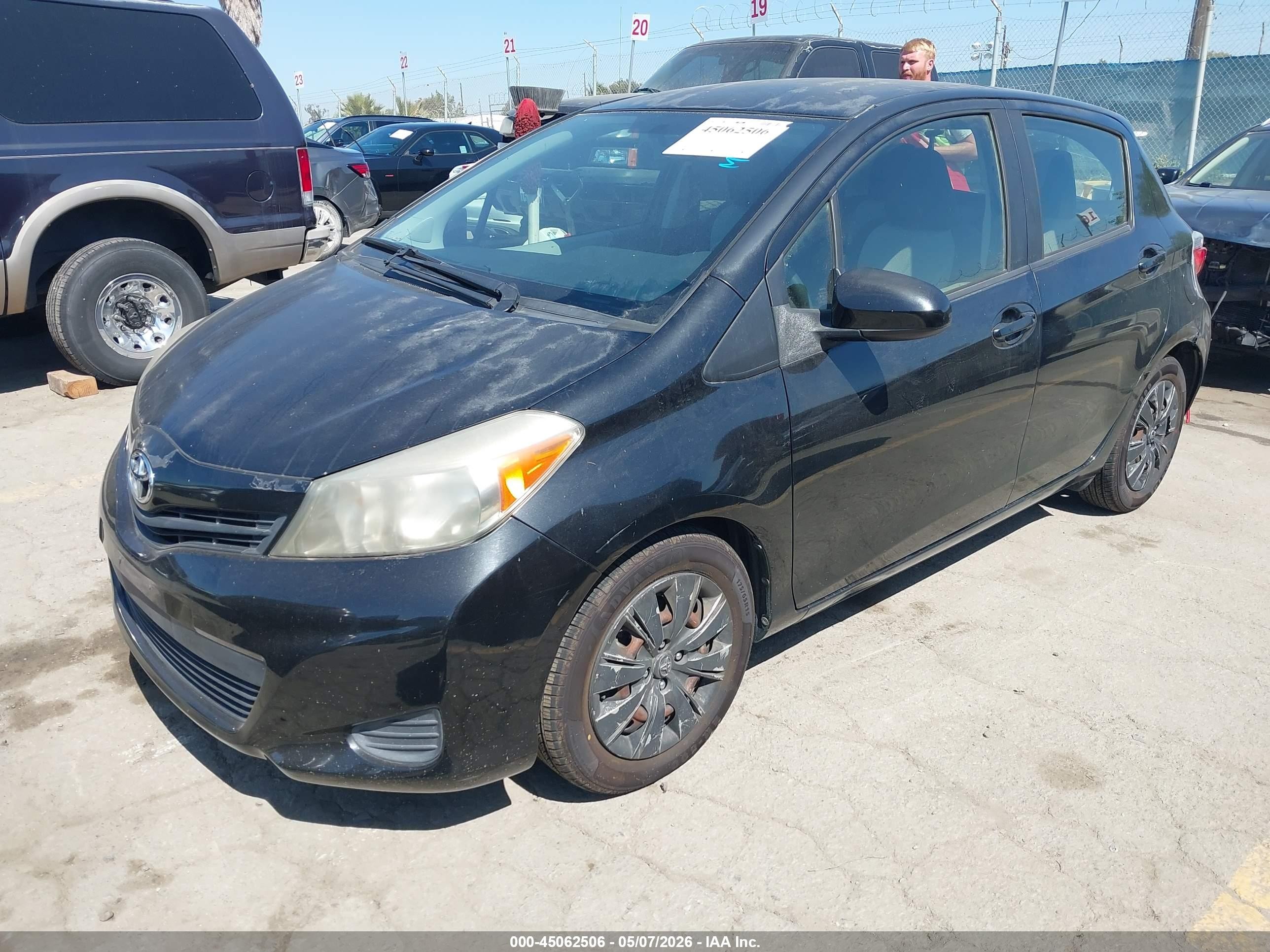 2014 Toyota Yaris Le (tmc/cbu Plant) Black vin: JTDKTUD32ED580105