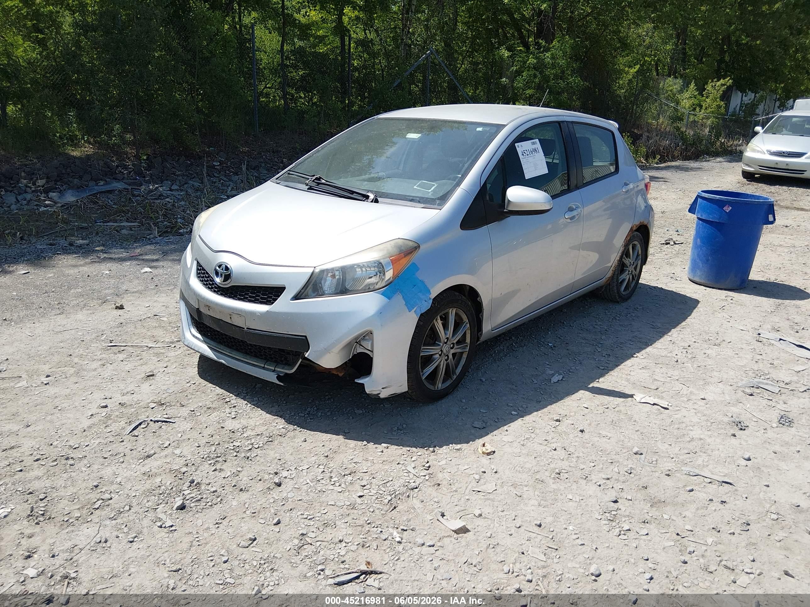 2012 Toyota Yaris Se Silver vin: JTDKTUD33CD503224