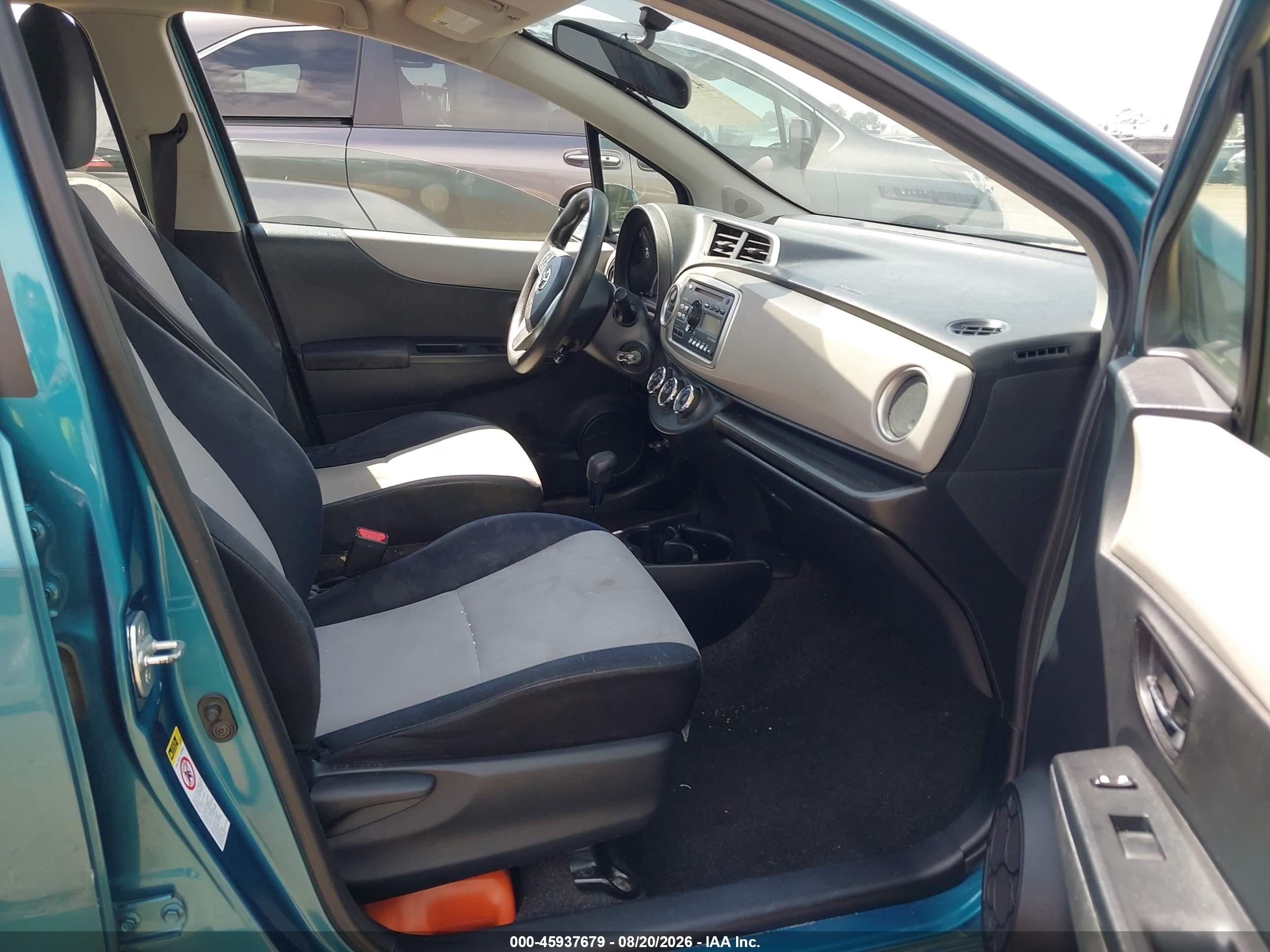 2012 Toyota Yaris Le Blue vin: JTDKTUD33CD521335