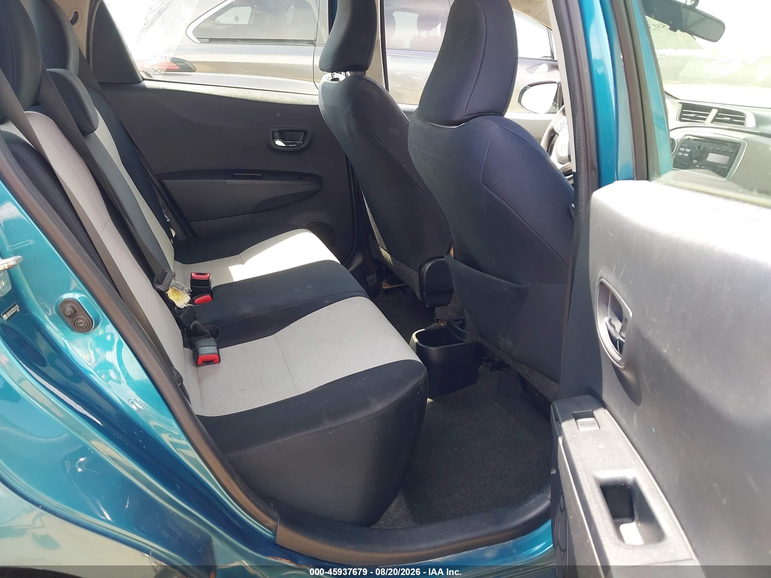 2012 Toyota Yaris Le Blue vin: JTDKTUD33CD521335