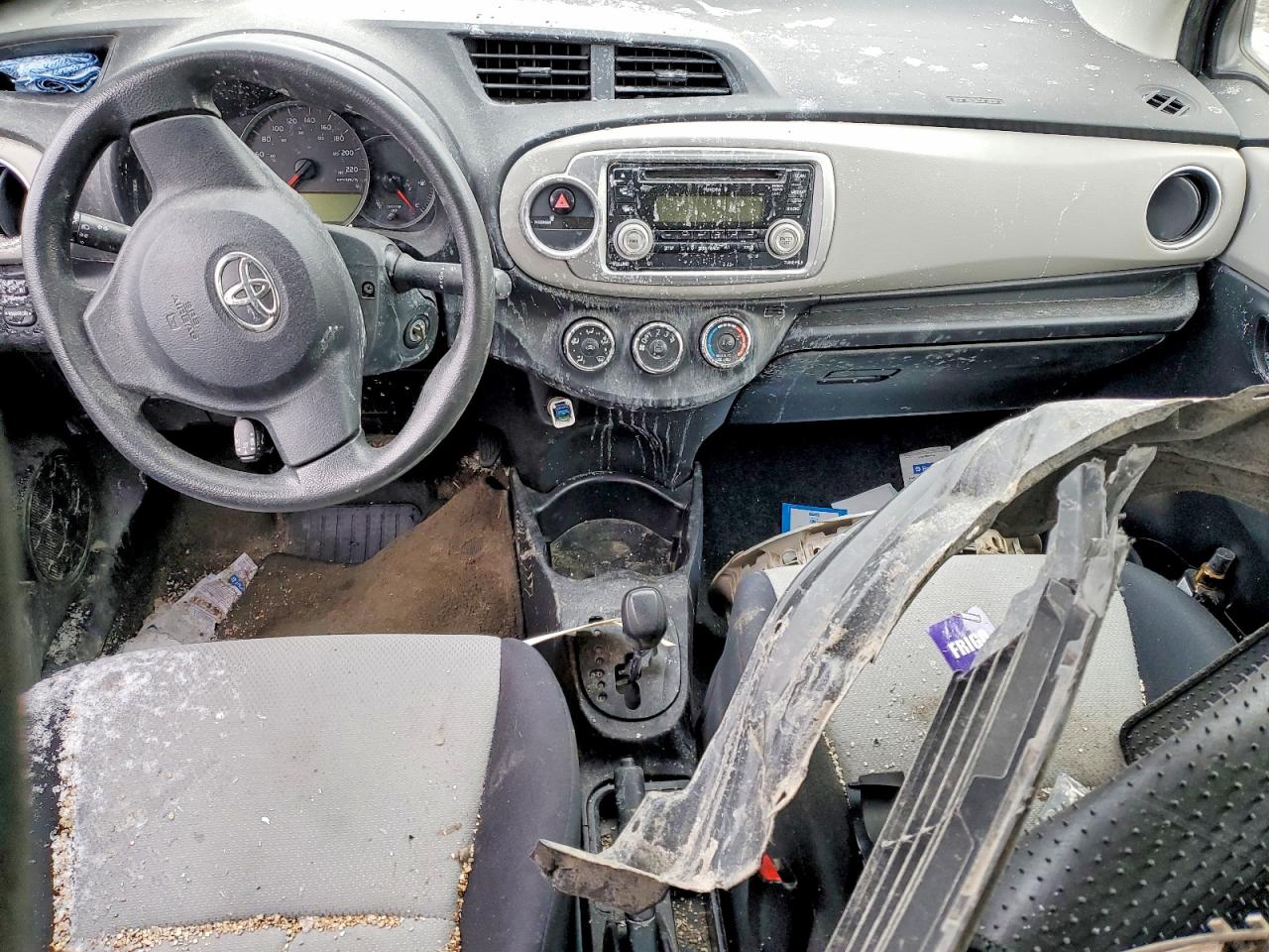 2013 Toyota Yaris 5-door L Gray vin: JTDKTUD33DD565224