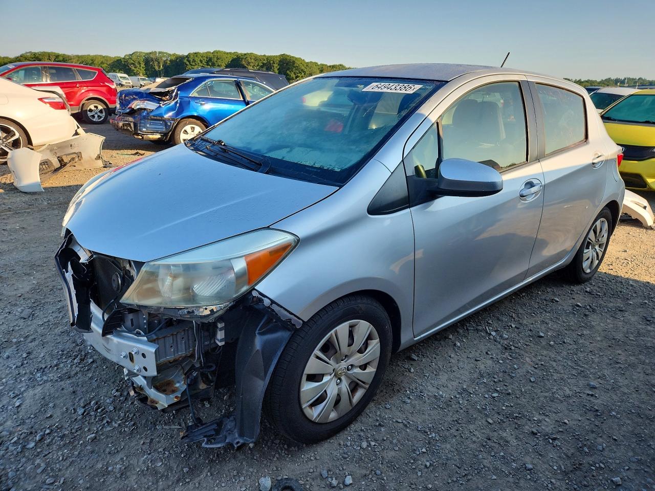 2014 Toyota Yaris 5-door Le Silver vin: JTDKTUD33ED575768
