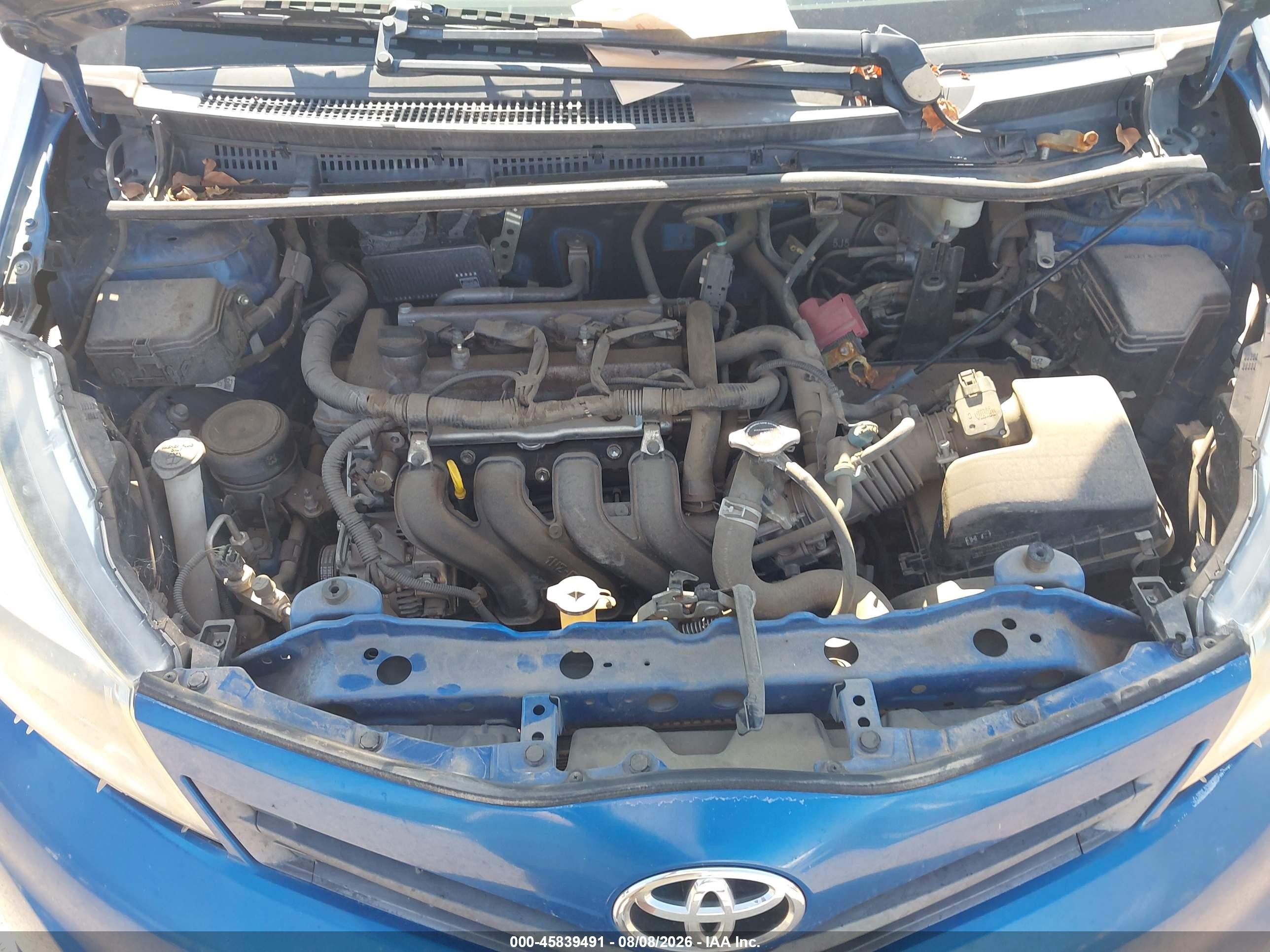 2014 Toyota Yaris Le (tmc/cbu Plant) Синий vin: JTDKTUD33ED591730