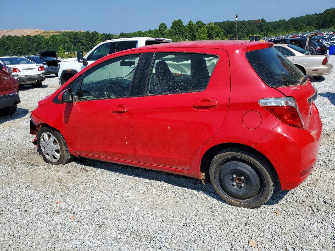 2012 Toyota Yaris 5-door Le Red vin: JTDKTUD34CD537544