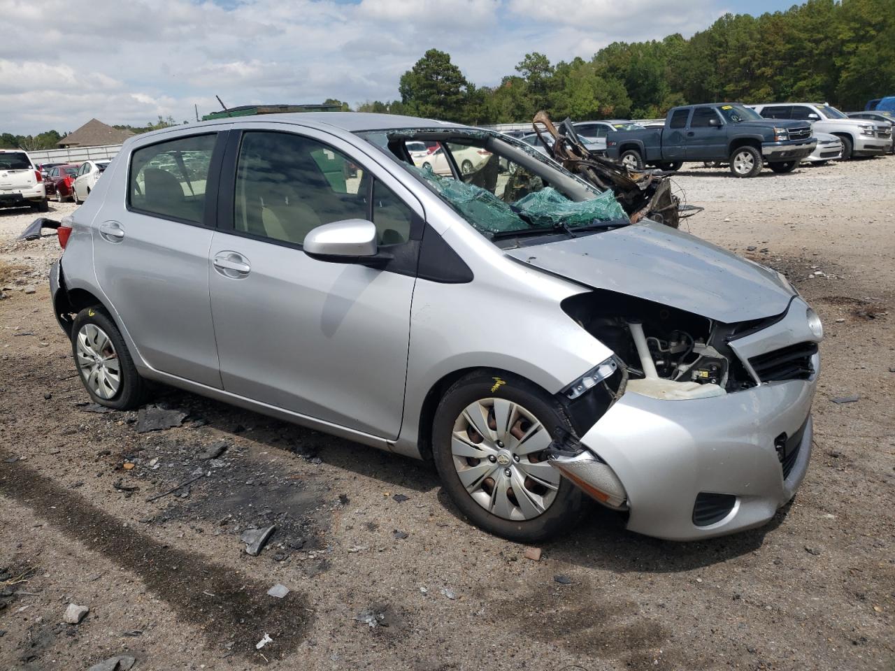 2013 Toyota Yaris Gray vin: JTDKTUD34DD545550