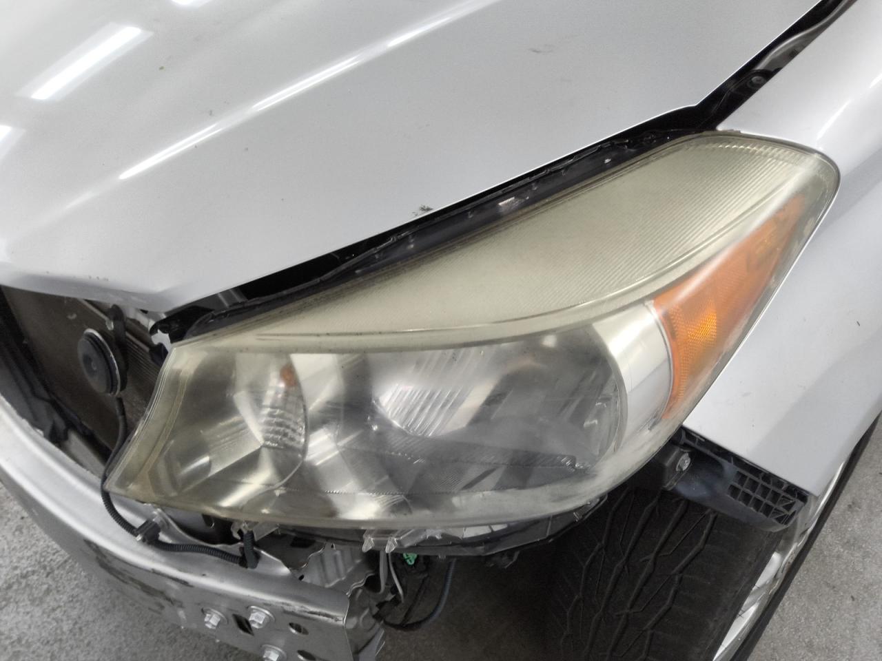 2013 Toyota Yaris 5-door Se Silver vin: JTDKTUD34DD563658 Damage: Left Head Lamp, Faded, Repair Required