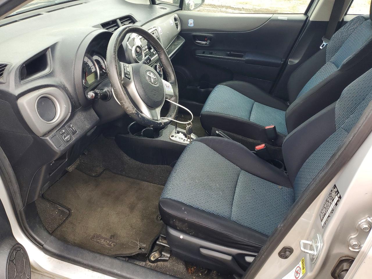 2012 Toyota Yaris 5-door Se Серебряный vin: JTDKTUD35CD501457