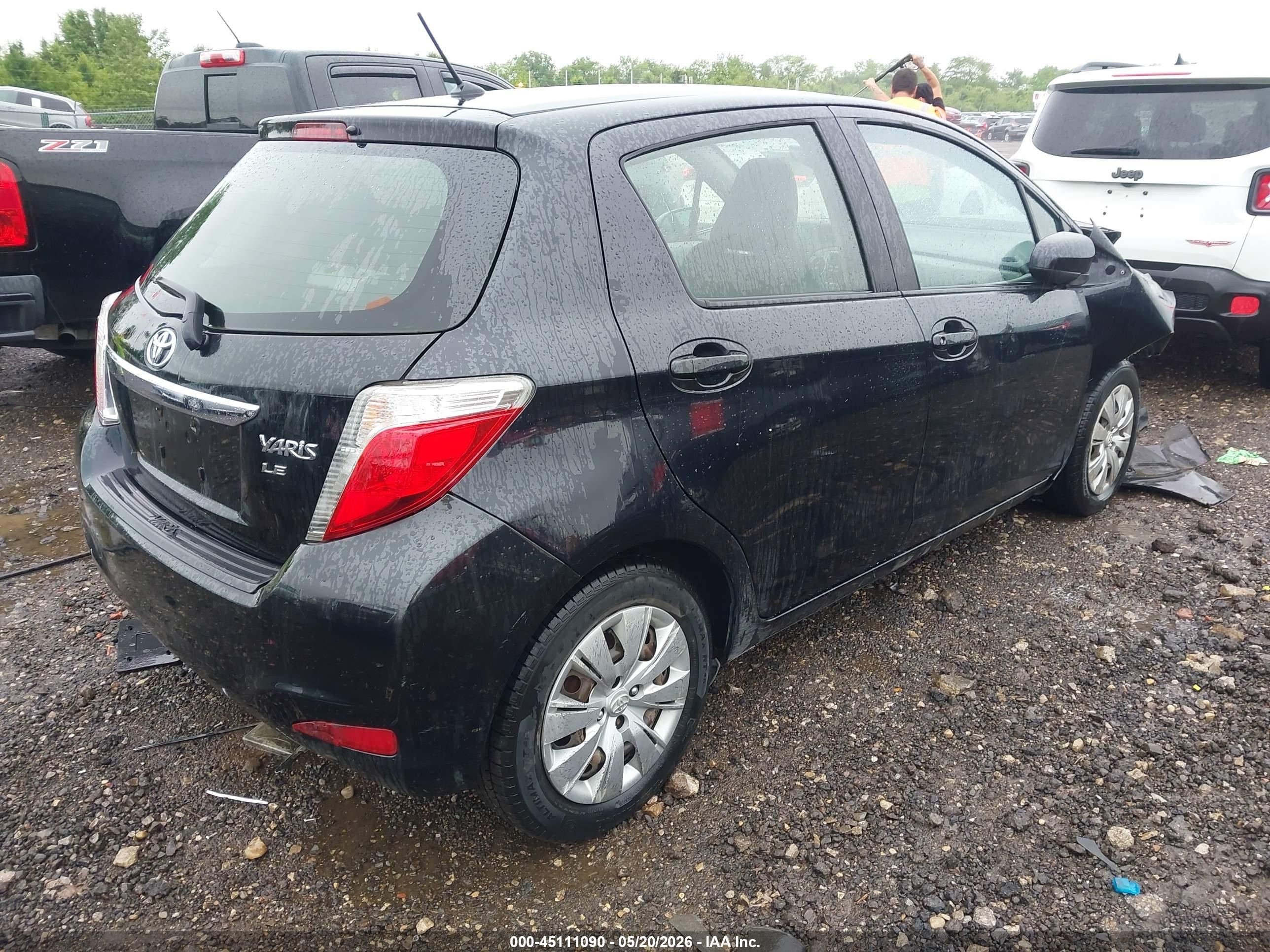 2012 Toyota Yaris Le Black vin: JTDKTUD35CD514080