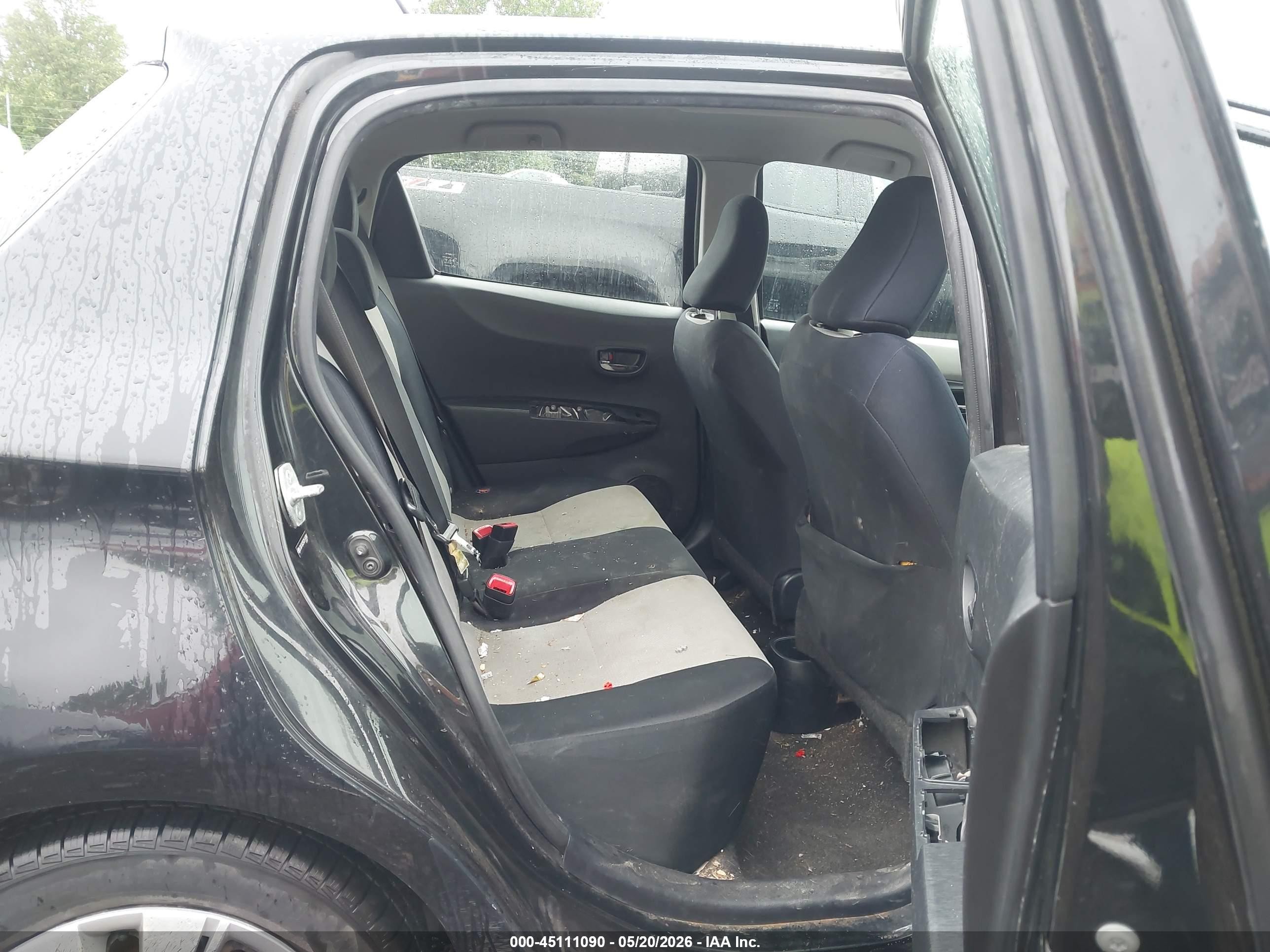 2012 Toyota Yaris Le Black vin: JTDKTUD35CD514080