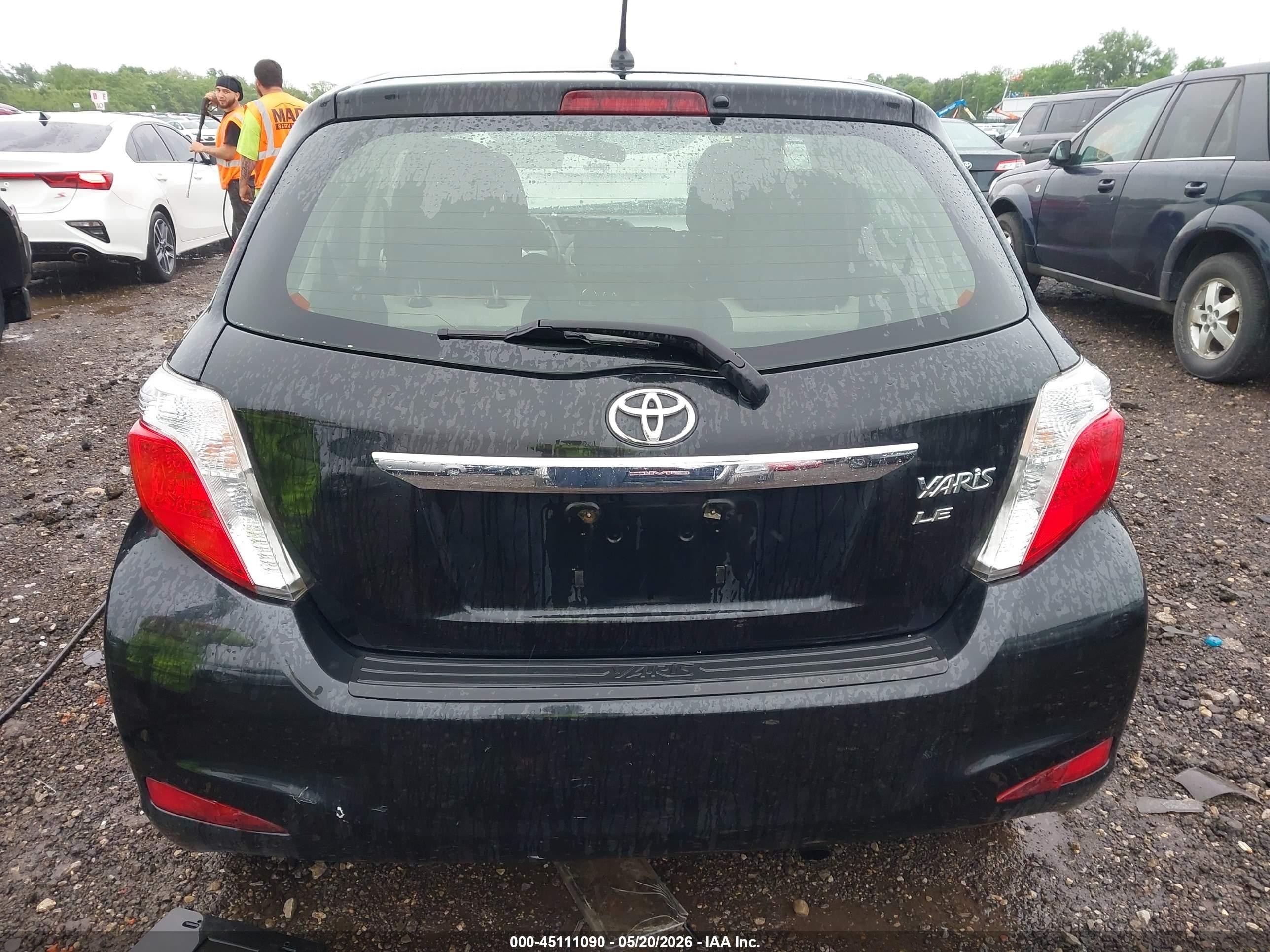 2012 Toyota Yaris Le Black vin: JTDKTUD35CD514080