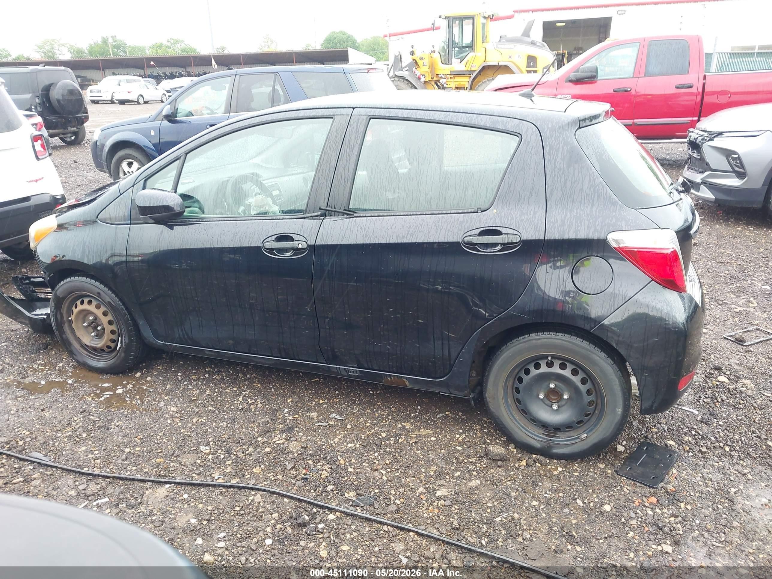 2012 Toyota Yaris Le Black vin: JTDKTUD35CD514080
