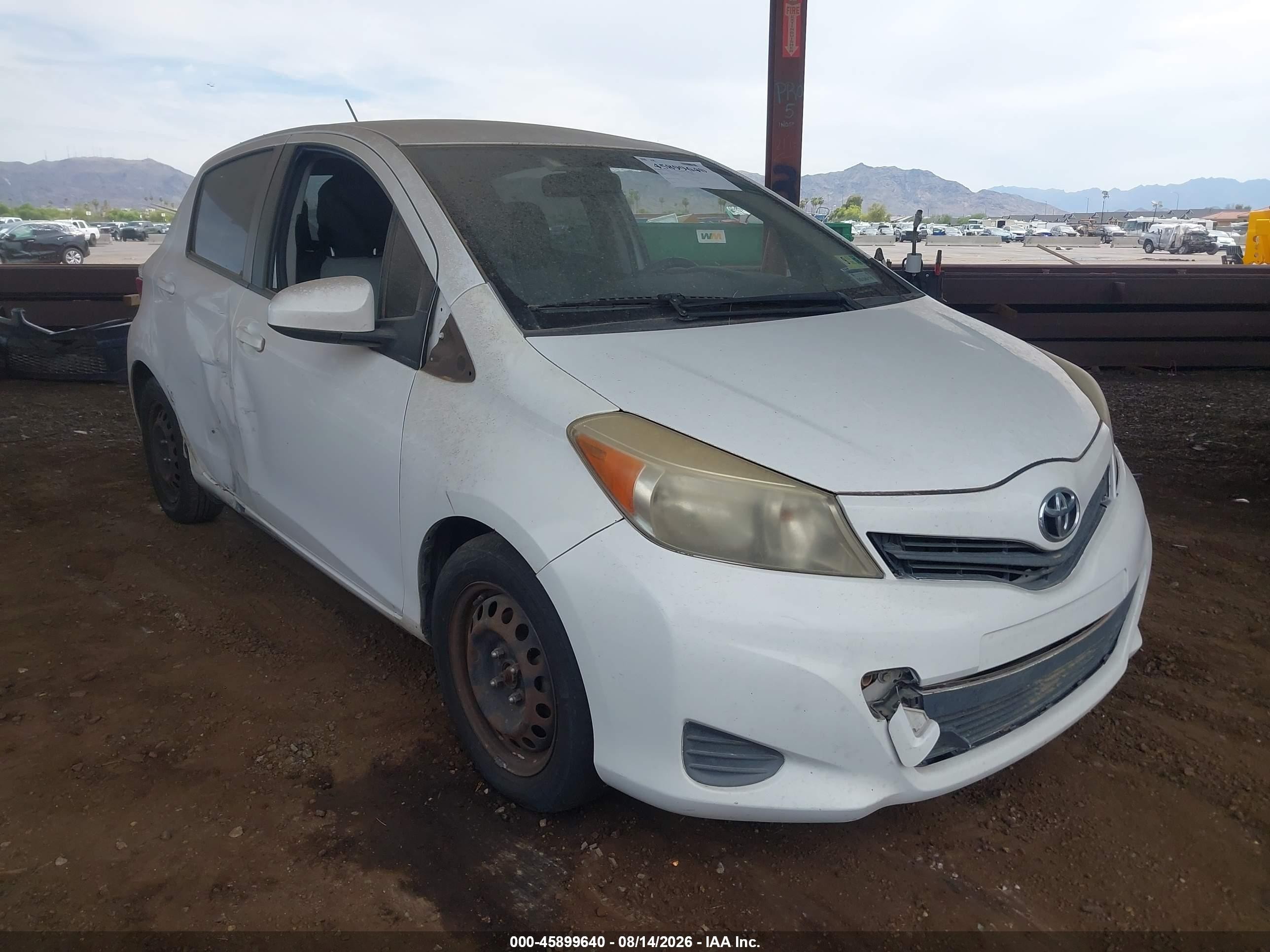2012 Toyota Yaris Le White vin: JTDKTUD35CD536810