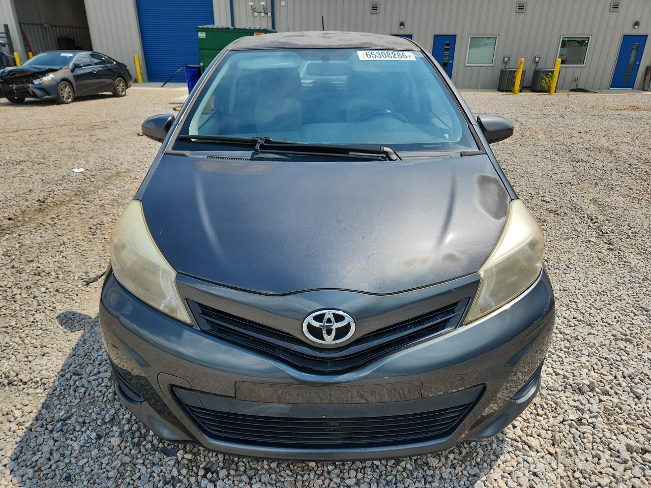 2012 Toyota Yaris 5-door L Gray vin: JTDKTUD35CD537620