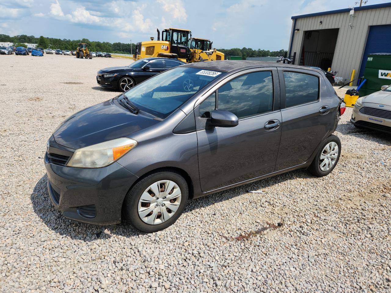 2012 Toyota Yaris 5-door L Gray vin: JTDKTUD35CD537620