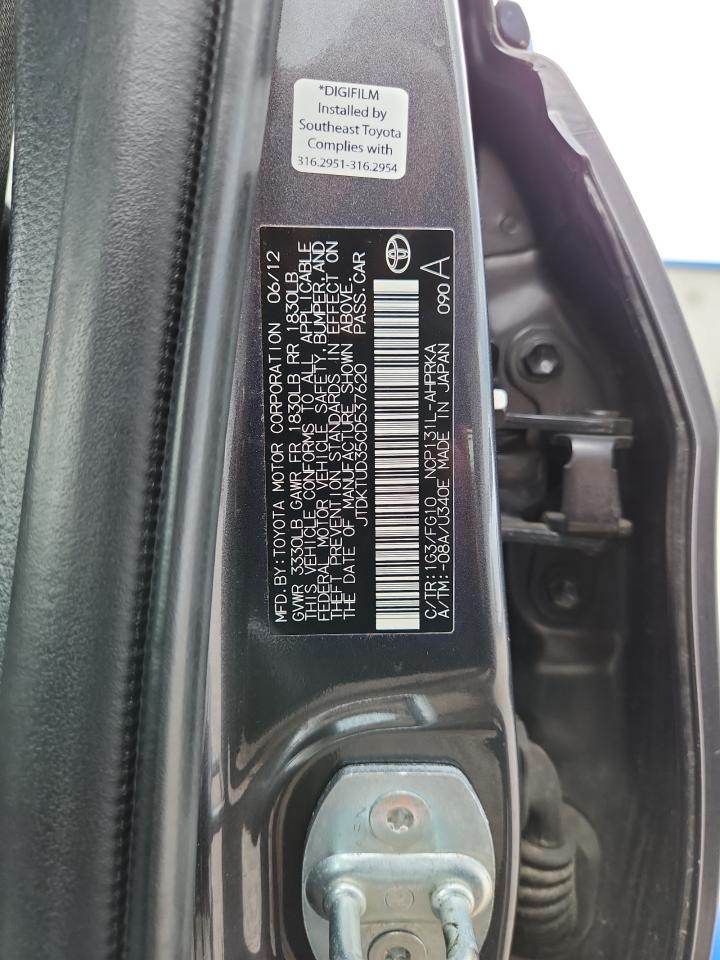2012 Toyota Yaris 5-door L Gray vin: JTDKTUD35CD537620