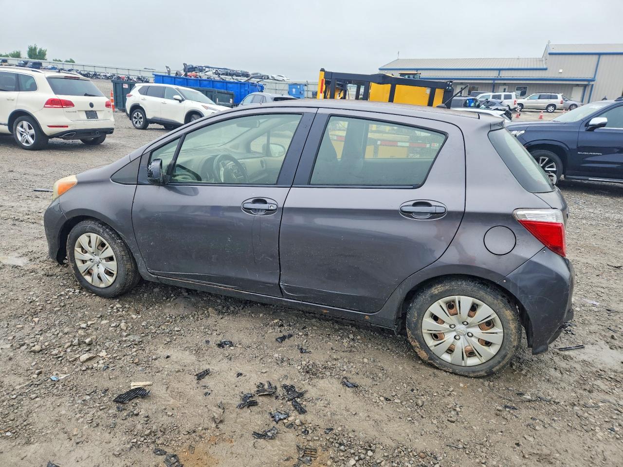 2013 Toyota Yaris 5-door L Gray vin: JTDKTUD35DD549073