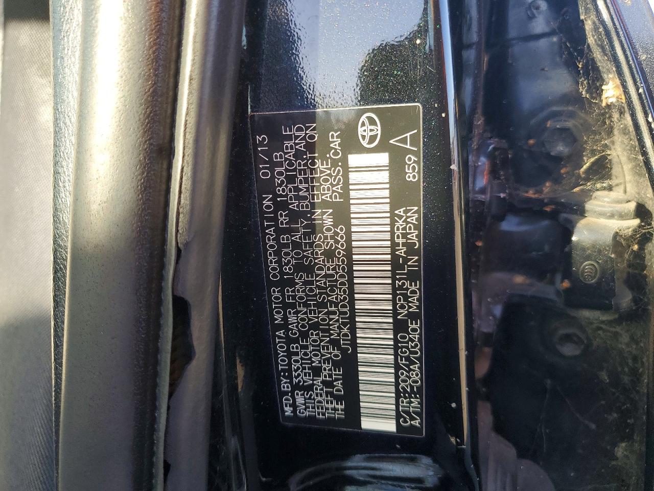2013 Toyota Yaris 5-door Le Black vin: JTDKTUD35DD559666