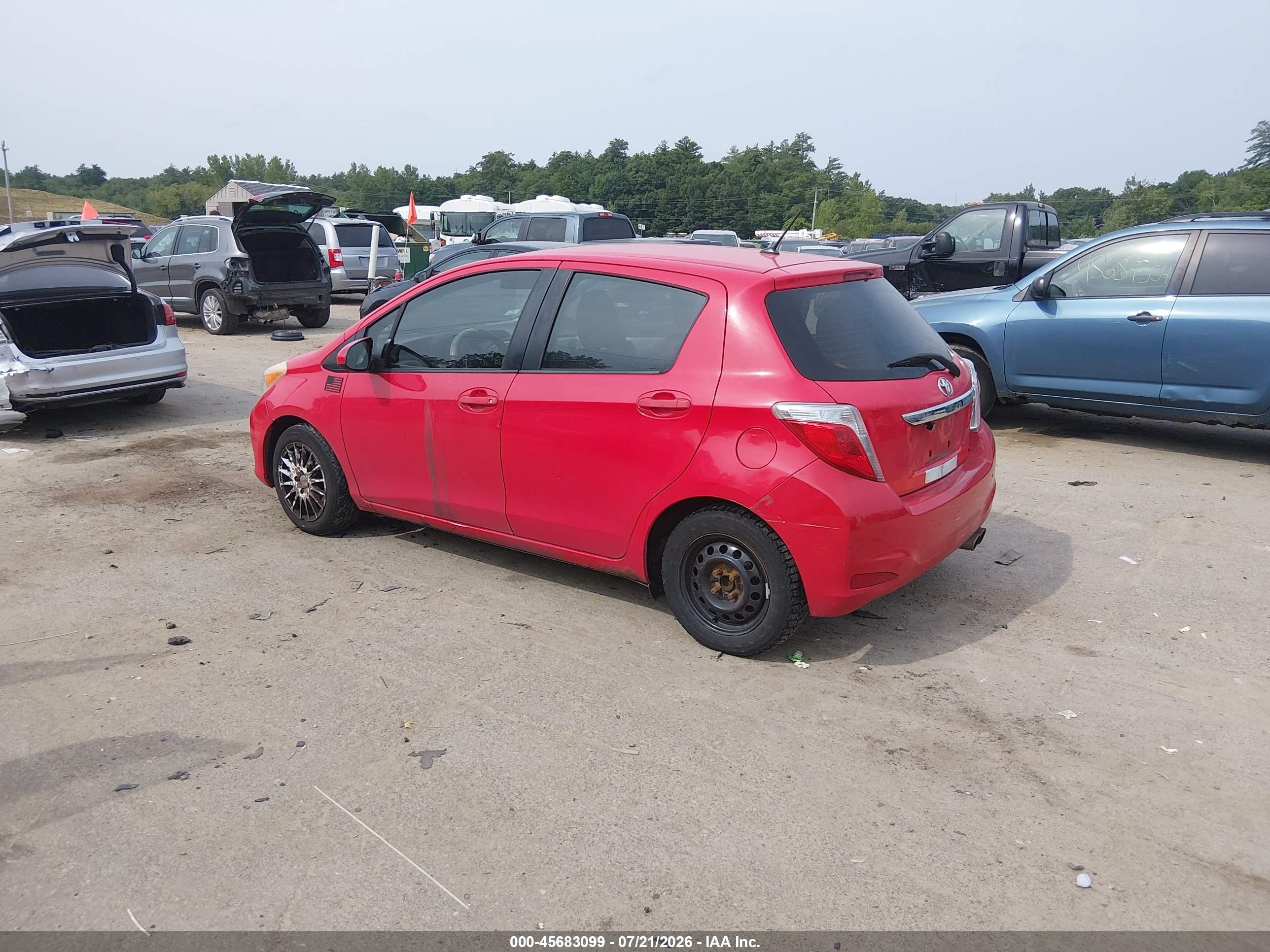 2012 Toyota Yaris Le Red vin: JTDKTUD36CD520180