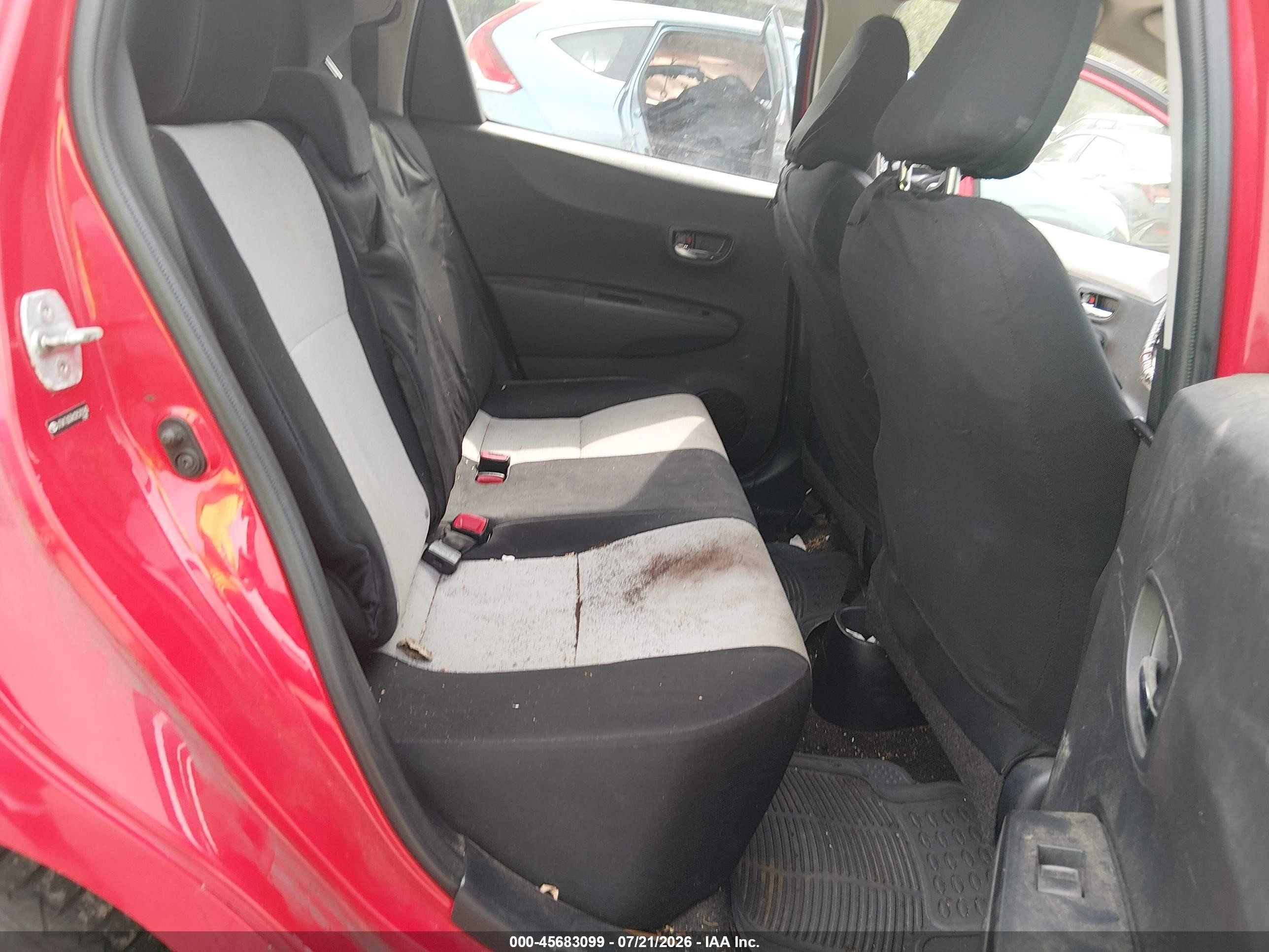 2012 Toyota Yaris Le Red vin: JTDKTUD36CD520180