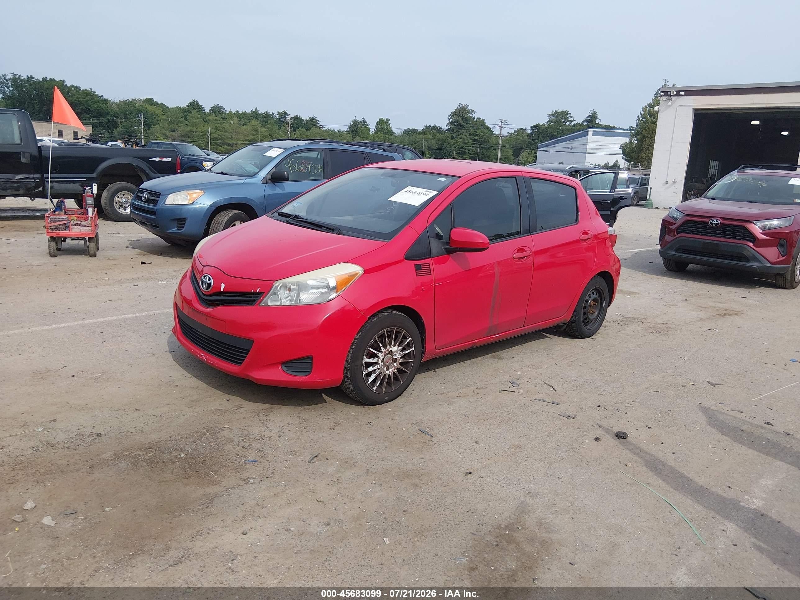 2012 Toyota Yaris Le Red vin: JTDKTUD36CD520180