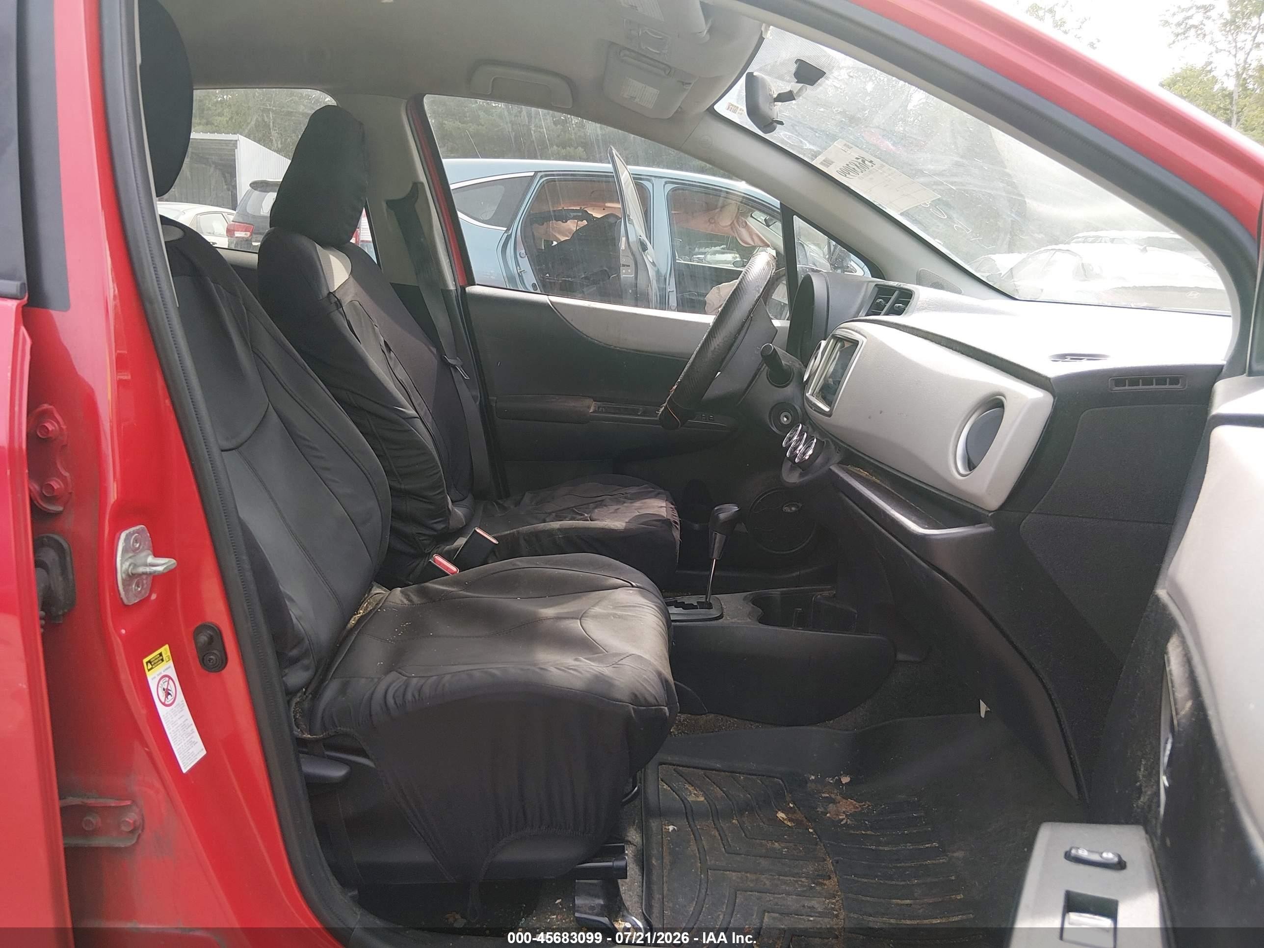 2012 Toyota Yaris Le Red vin: JTDKTUD36CD520180