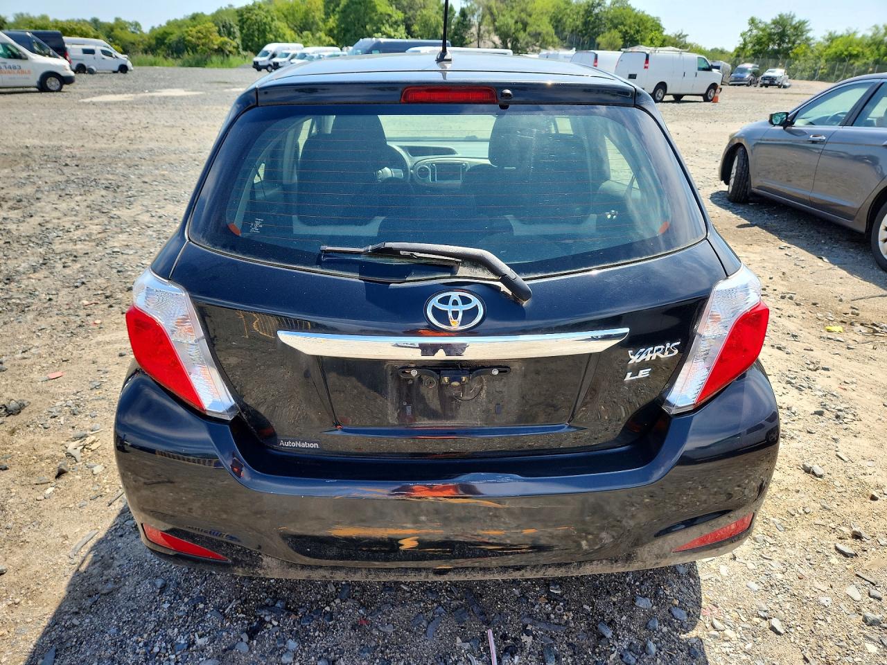 2012 Toyota Yaris 5-door Le Charcoal vin: JTDKTUD36CD520938