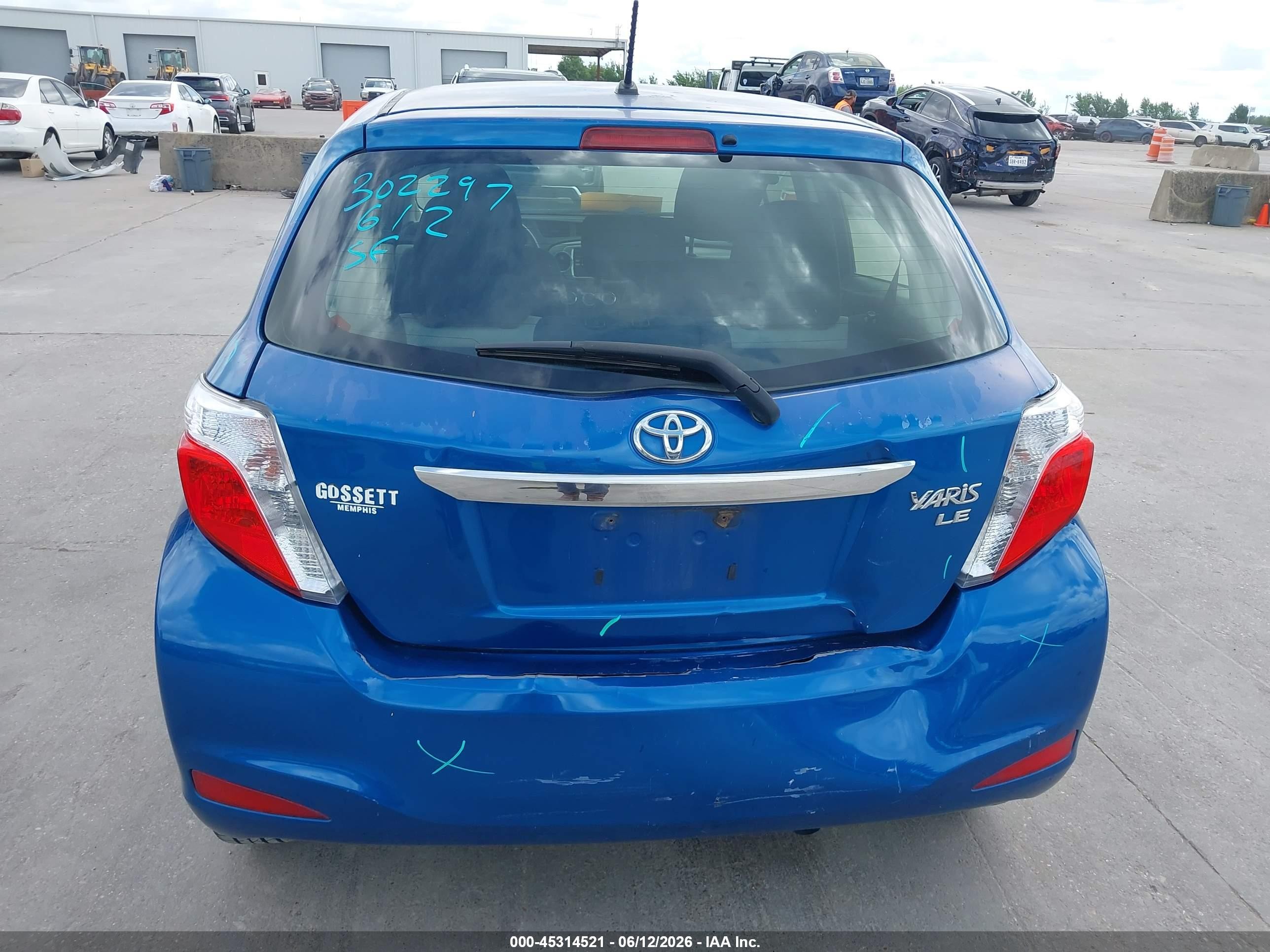2013 Toyota Yaris Le Blue vin: JTDKTUD36DD561118