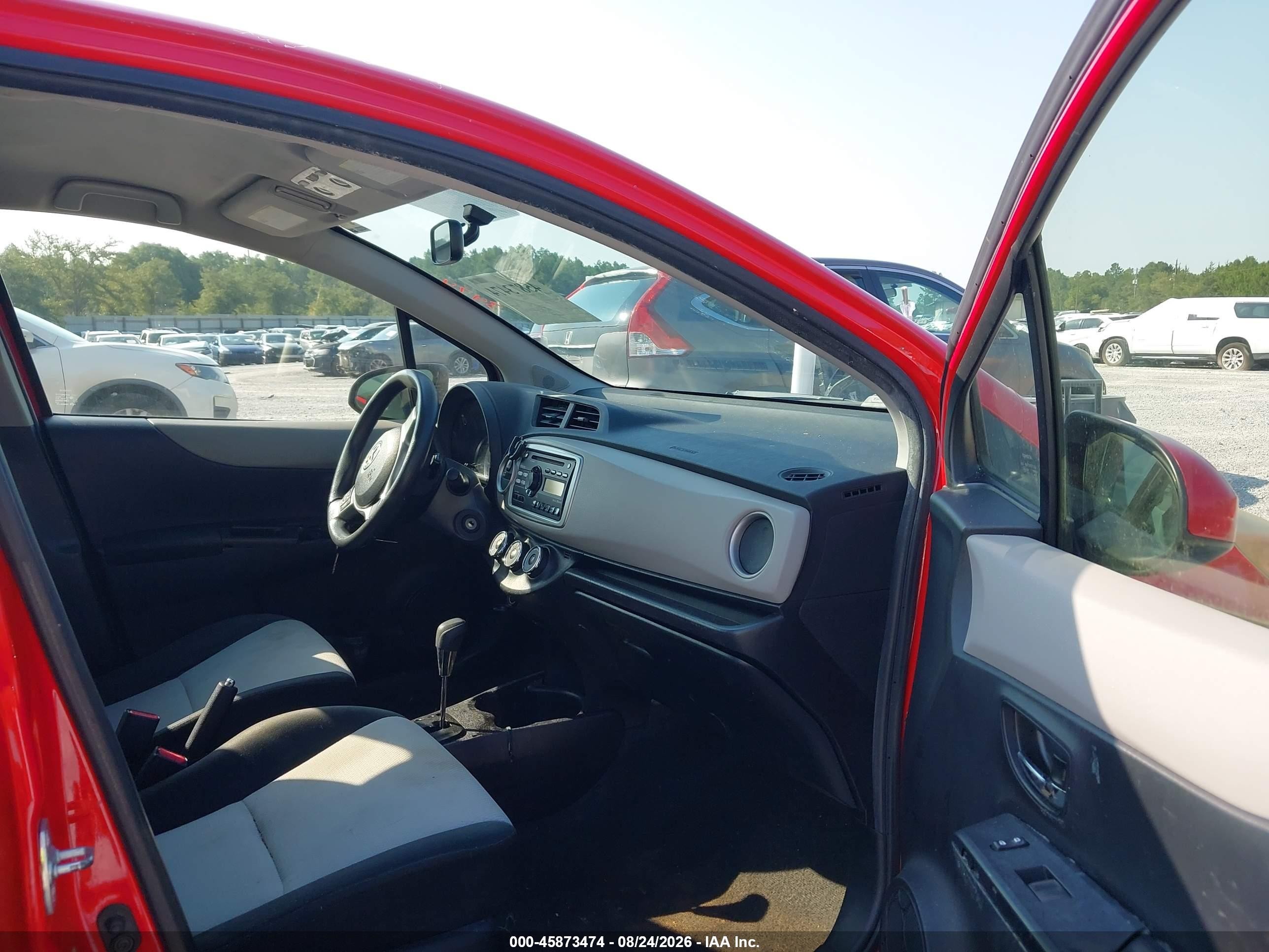 2013 Toyota Yaris Le Red vin: JTDKTUD36DD566920