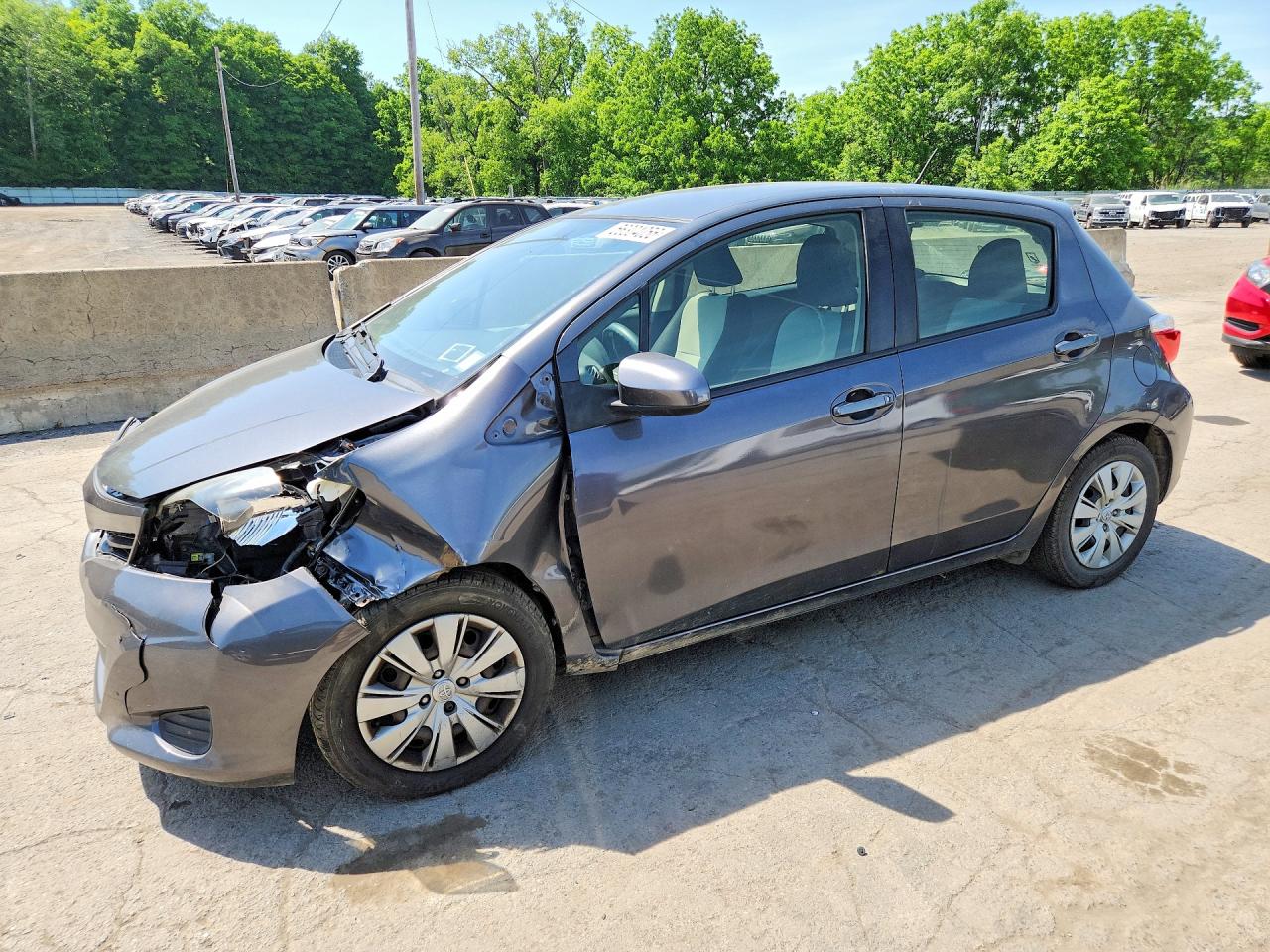 2014 Toyota Yaris 5-door L Gray vin: JTDKTUD36ED587395