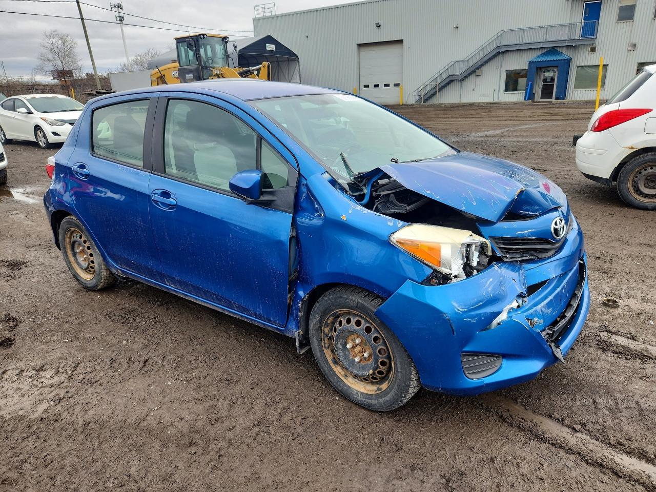2012 Toyota Yaris 5-door L Blue vin: JTDKTUD37CD508555