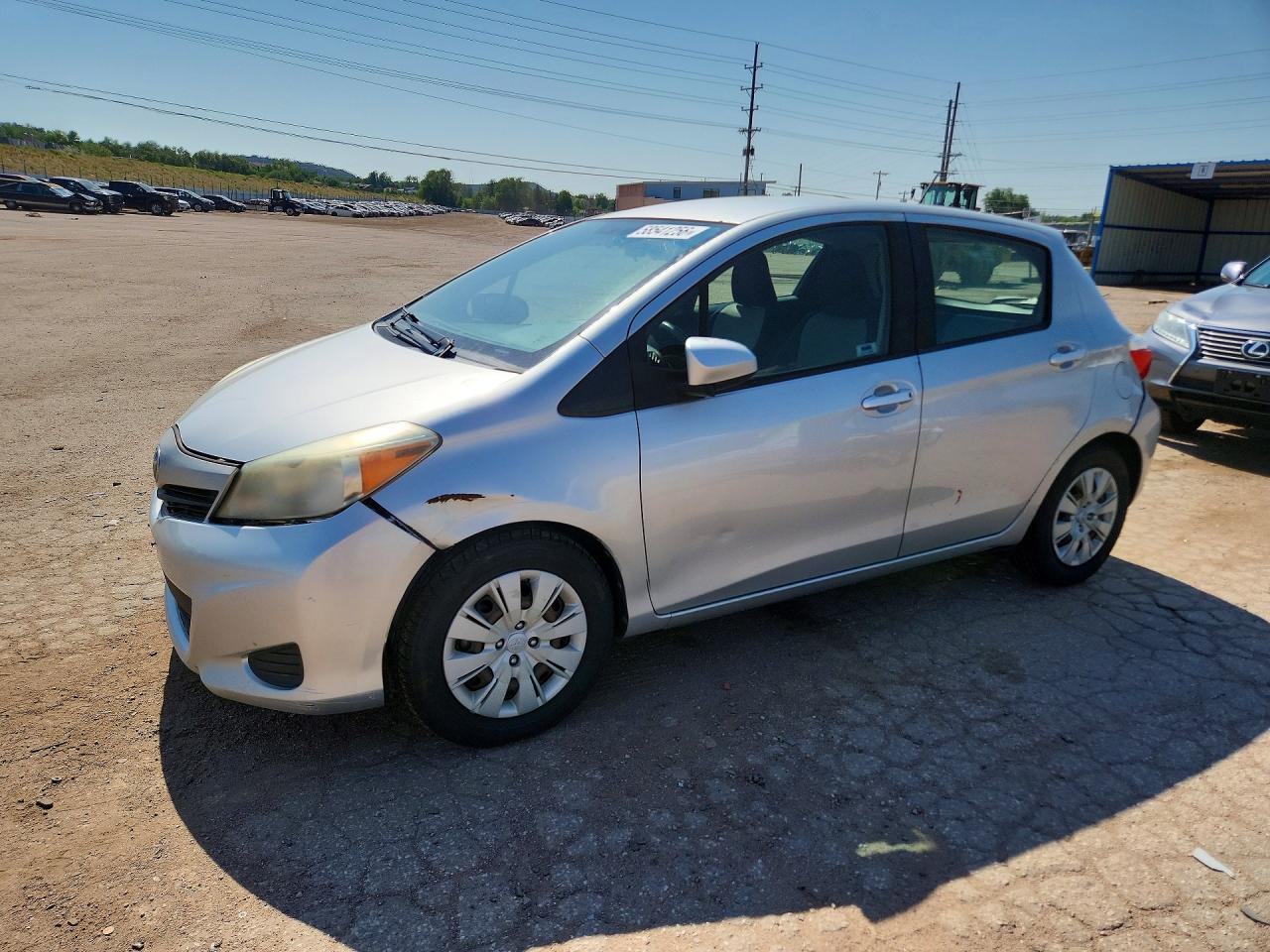 2012 Toyota Yaris 5-door L Silver vin: JTDKTUD37CD511987
