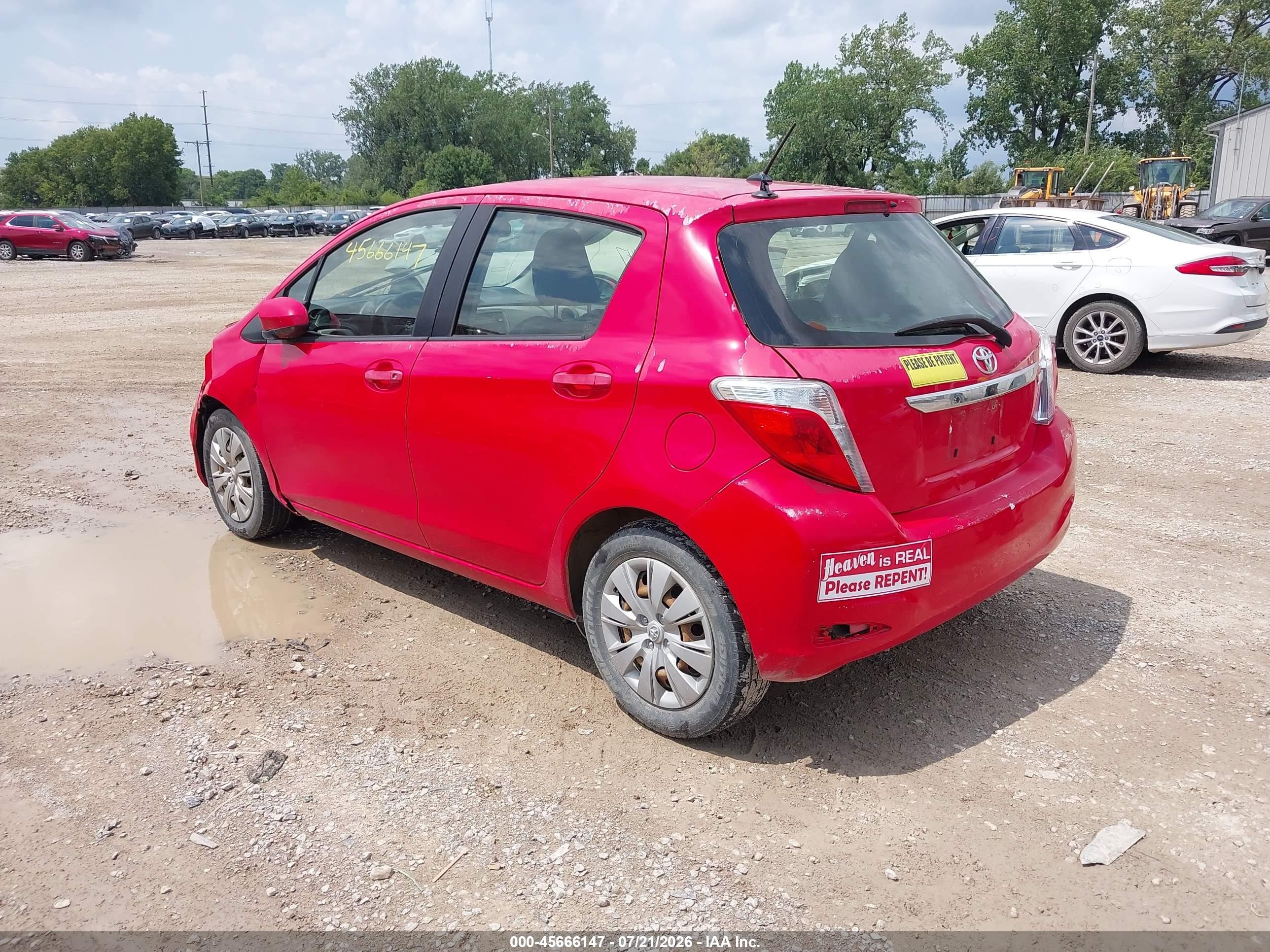 2012 Toyota Yaris L Red vin: JTDKTUD37CD523072
