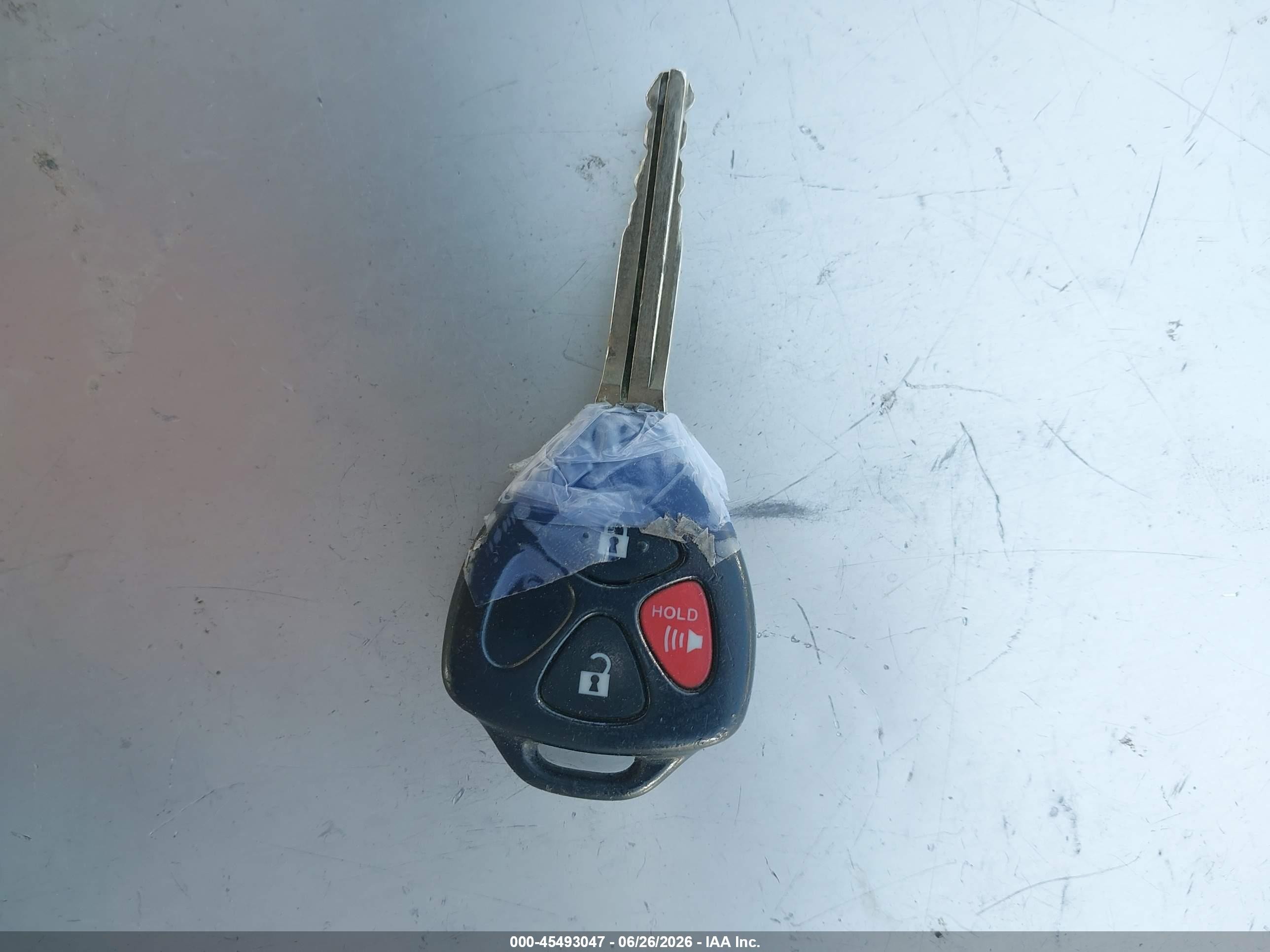 2012 Toyota Yaris Le Серебряный vin: JTDKTUD37CD531589