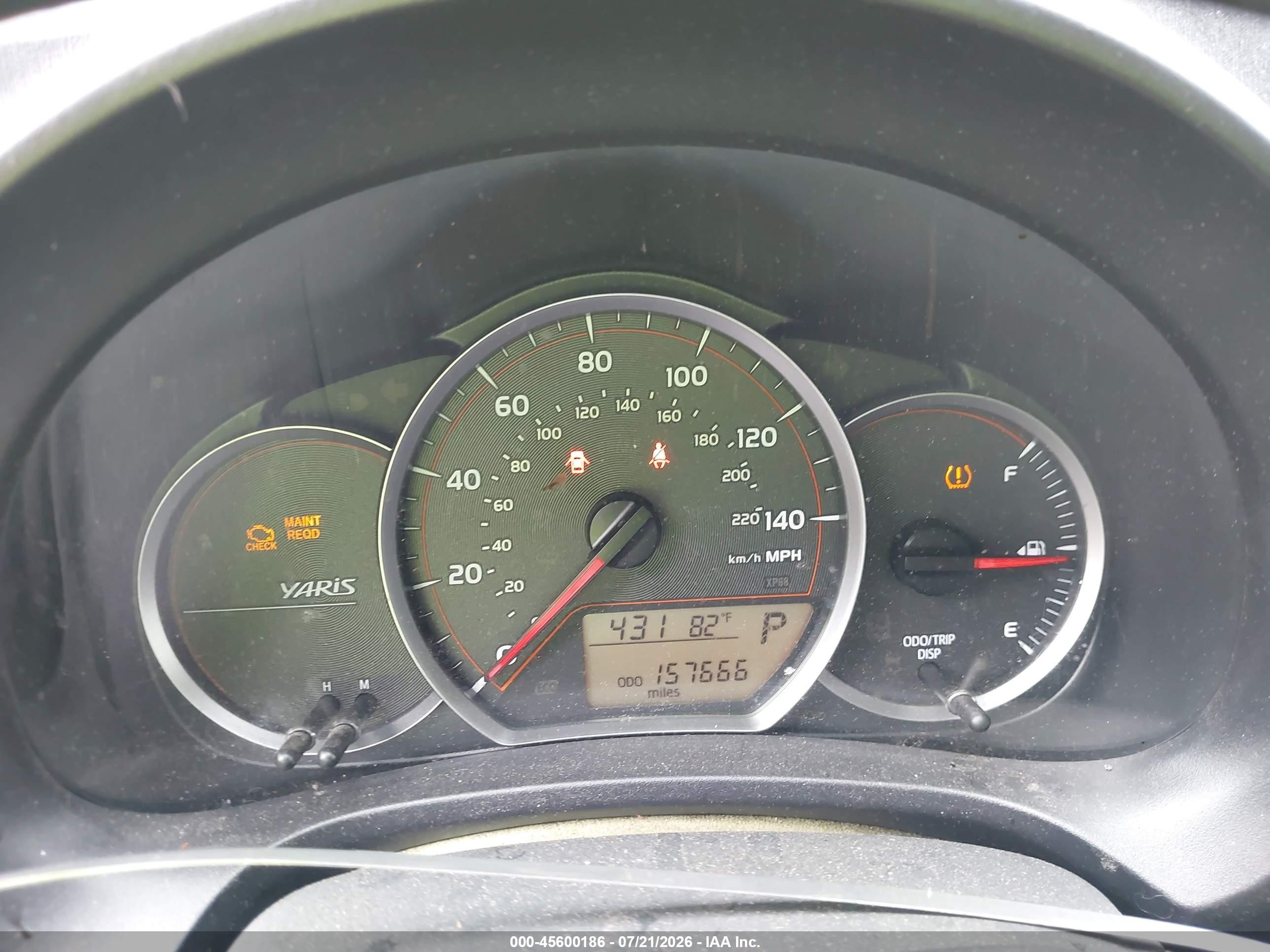 2012 Toyota Yaris Le Gray vin: JTDKTUD37CD538414