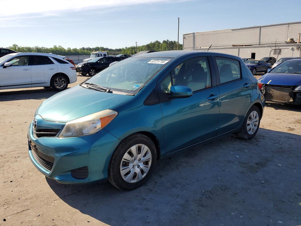 2013 Toyota Yaris 5-door Le Blue vin: JTDKTUD37DD548555