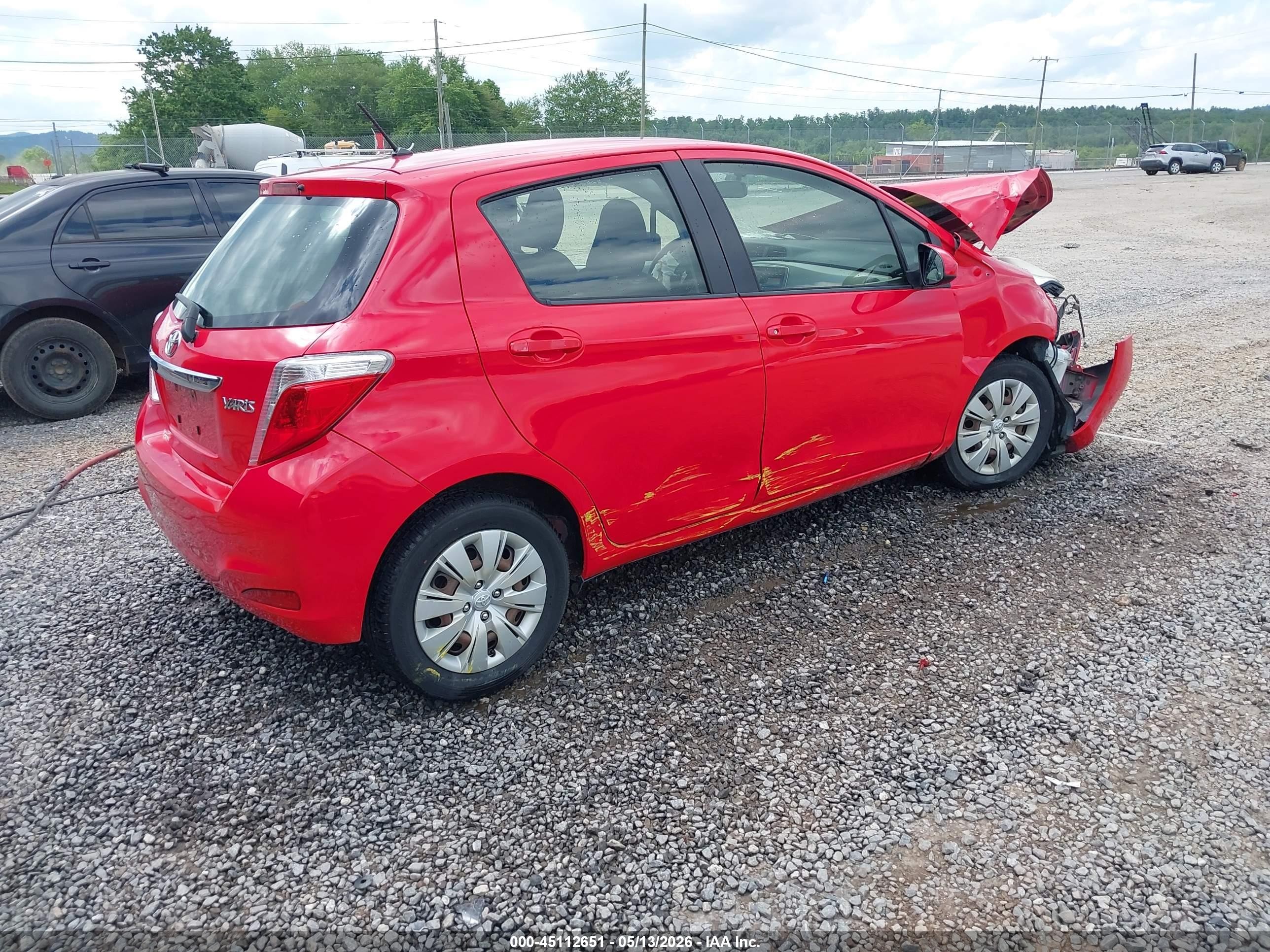 2013 Toyota Yaris L Red vin: JTDKTUD37DD555151