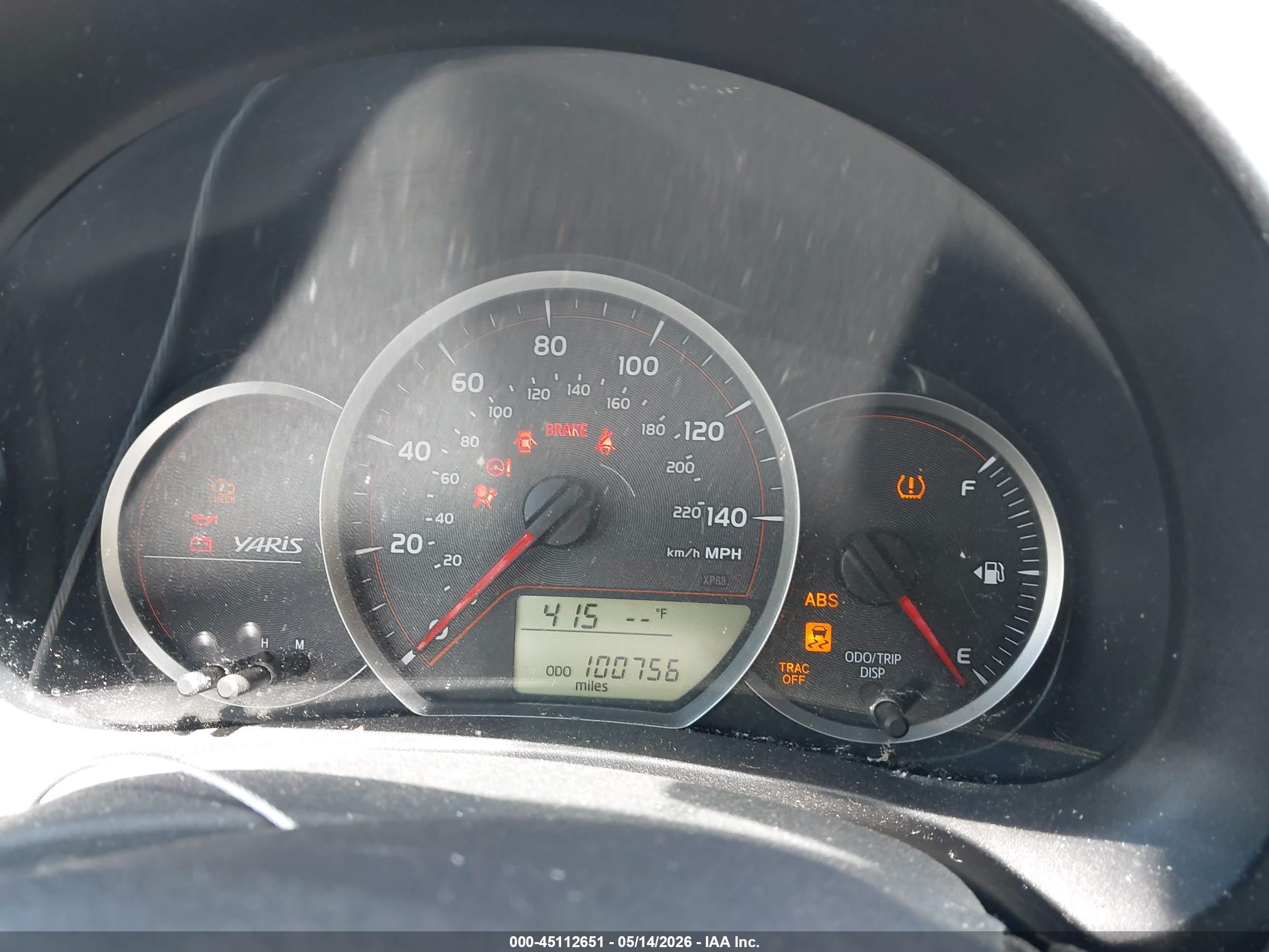 2013 Toyota Yaris L Red vin: JTDKTUD37DD555151