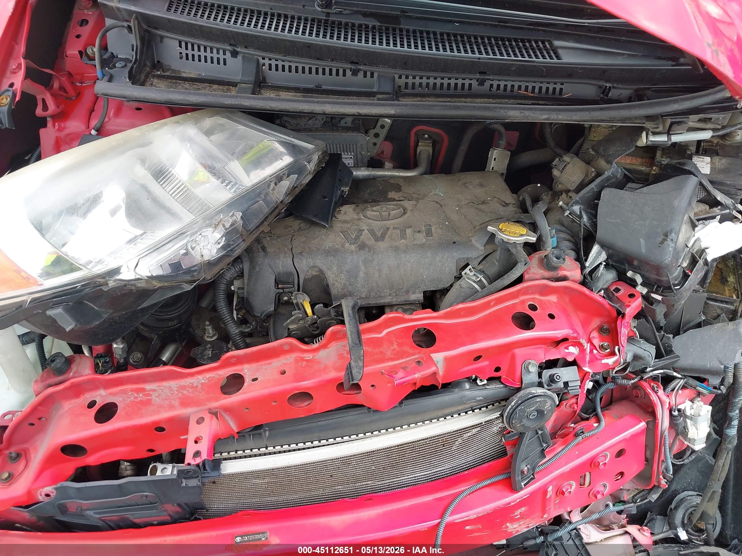 2013 Toyota Yaris L Red vin: JTDKTUD37DD555151