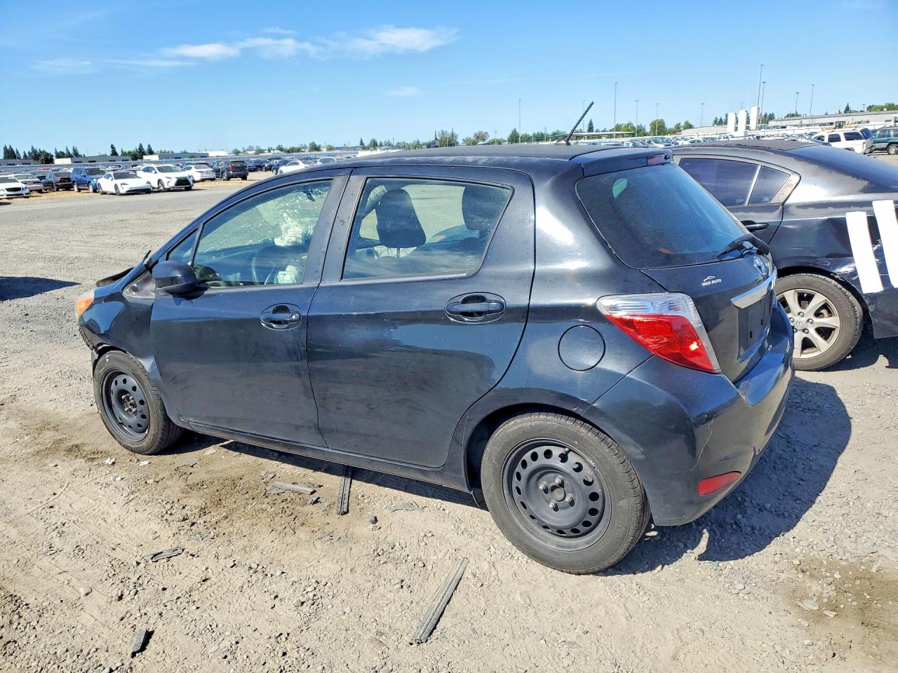2013 Toyota Yaris 5-door Le Черный vin: JTDKTUD37DD559622