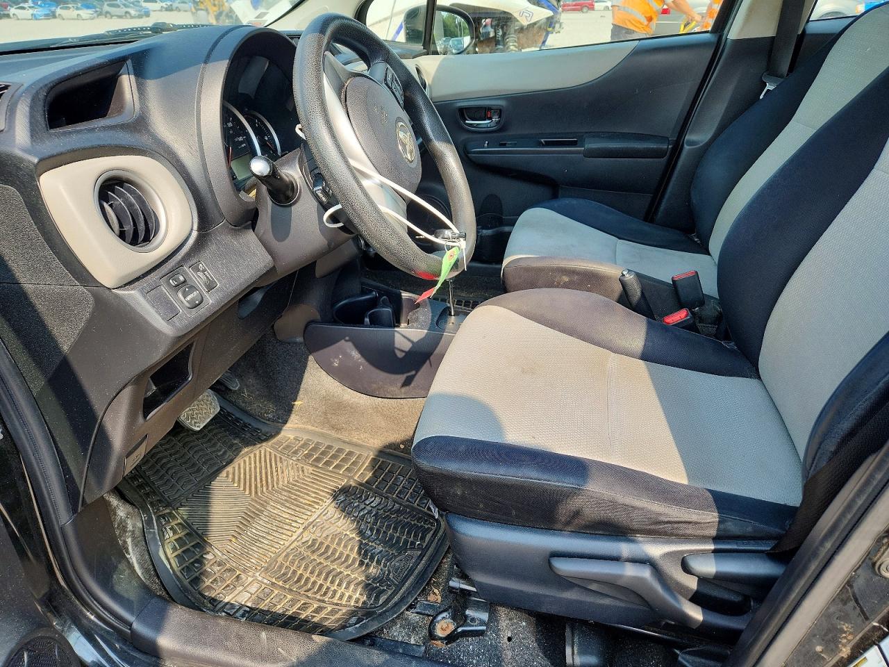 2012 Toyota Yaris 5-door Le Black vin: JTDKTUD38CD508936