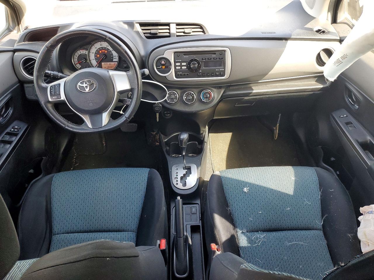 2013 Toyota Yaris 5-door Se Black vin: JTDKTUD38DD549195