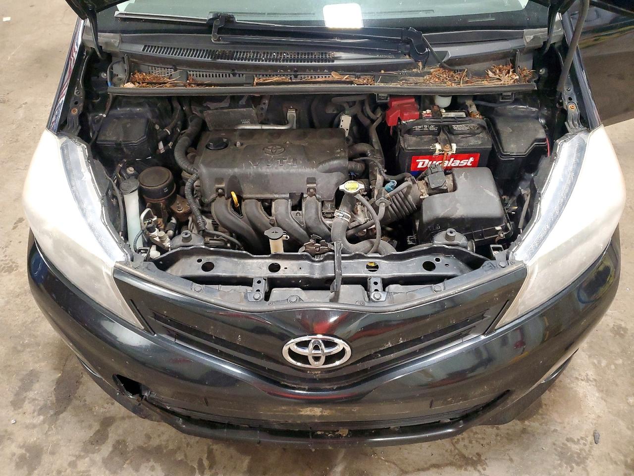 2013 Toyota Yaris 5-door Le Black vin: JTDKTUD38DD554283