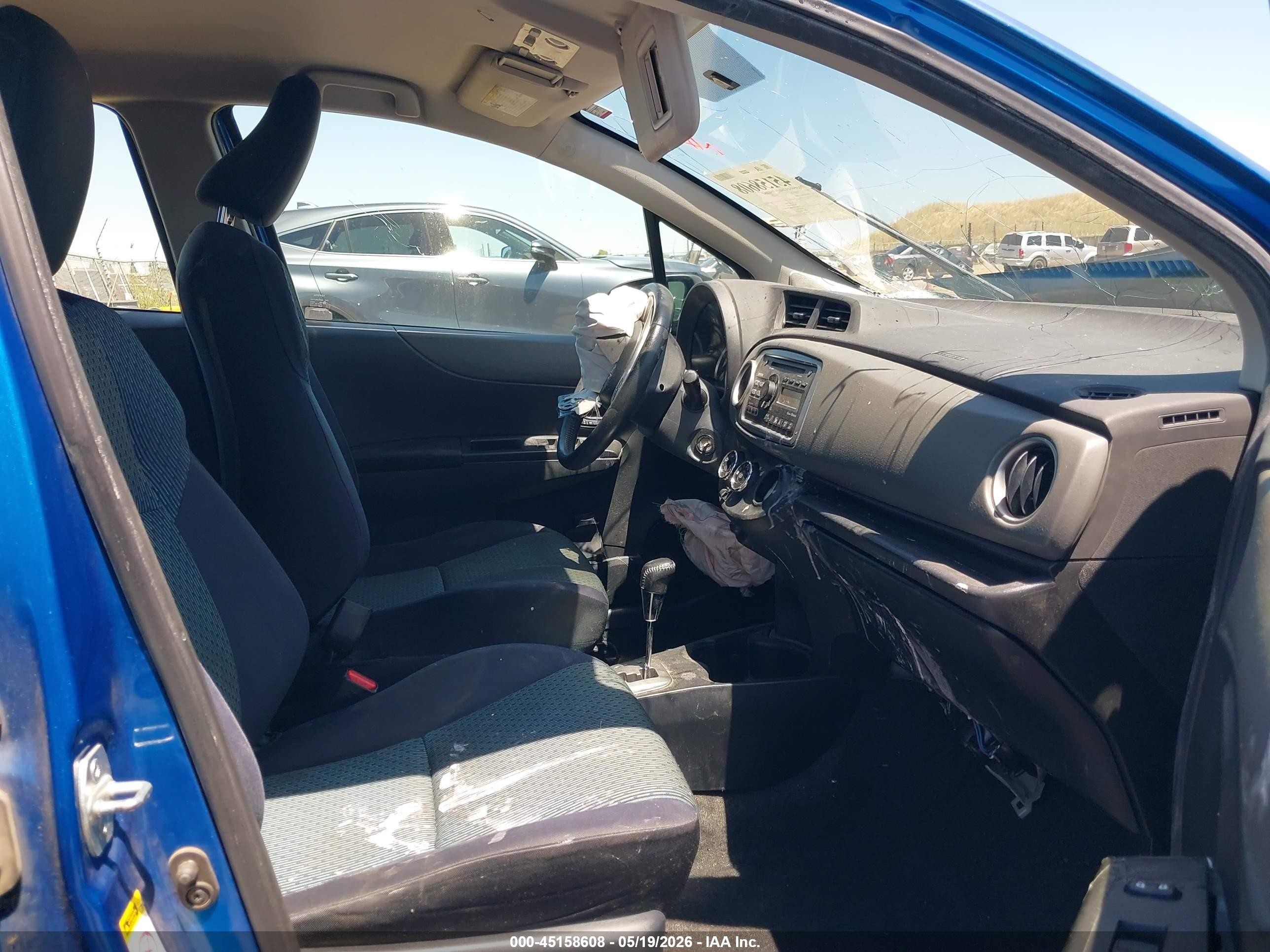 2013 Toyota Yaris Se Синий vin: JTDKTUD38DD570001
