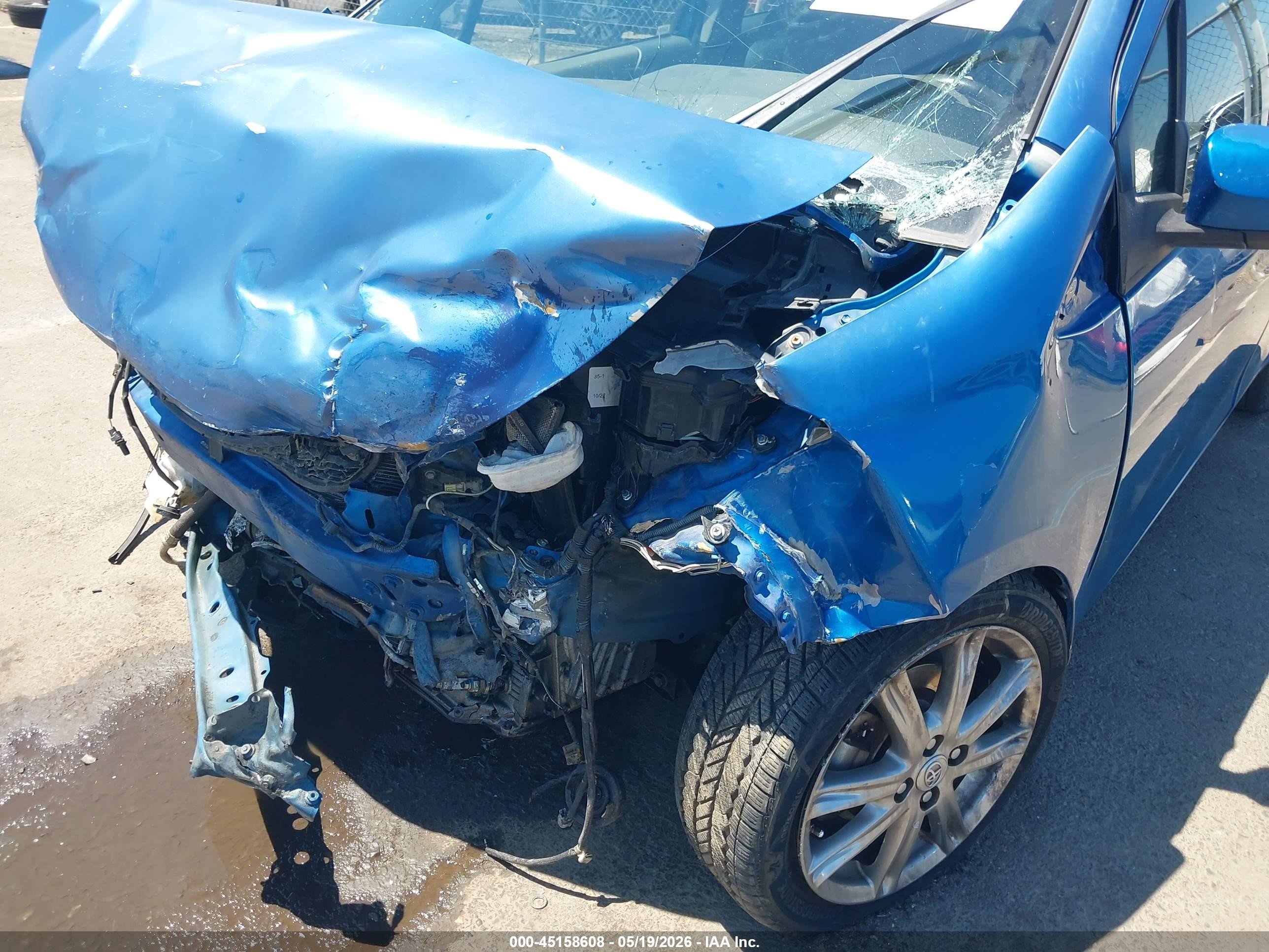 2013 Toyota Yaris Se Синий vin: JTDKTUD38DD570001