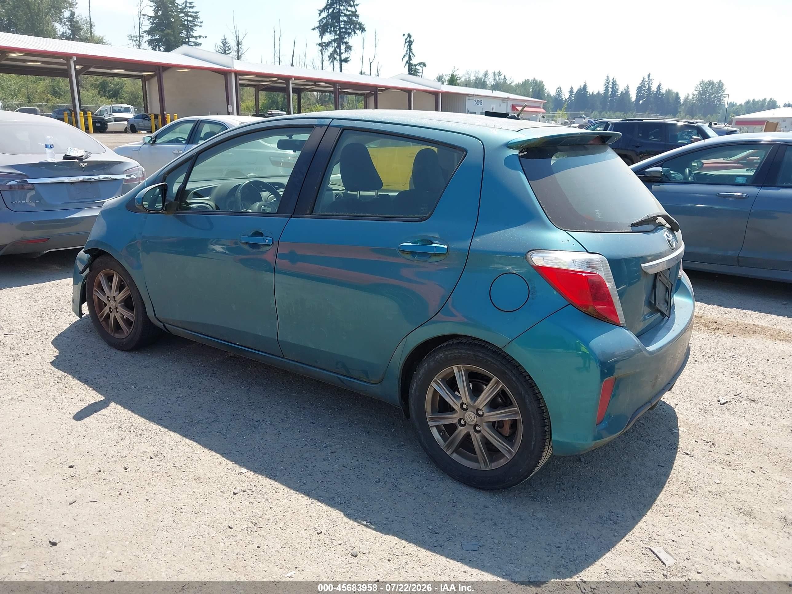 2014 Toyota Yaris Se (tmc/cbu Plant) Teal vin: JTDKTUD38ED577273