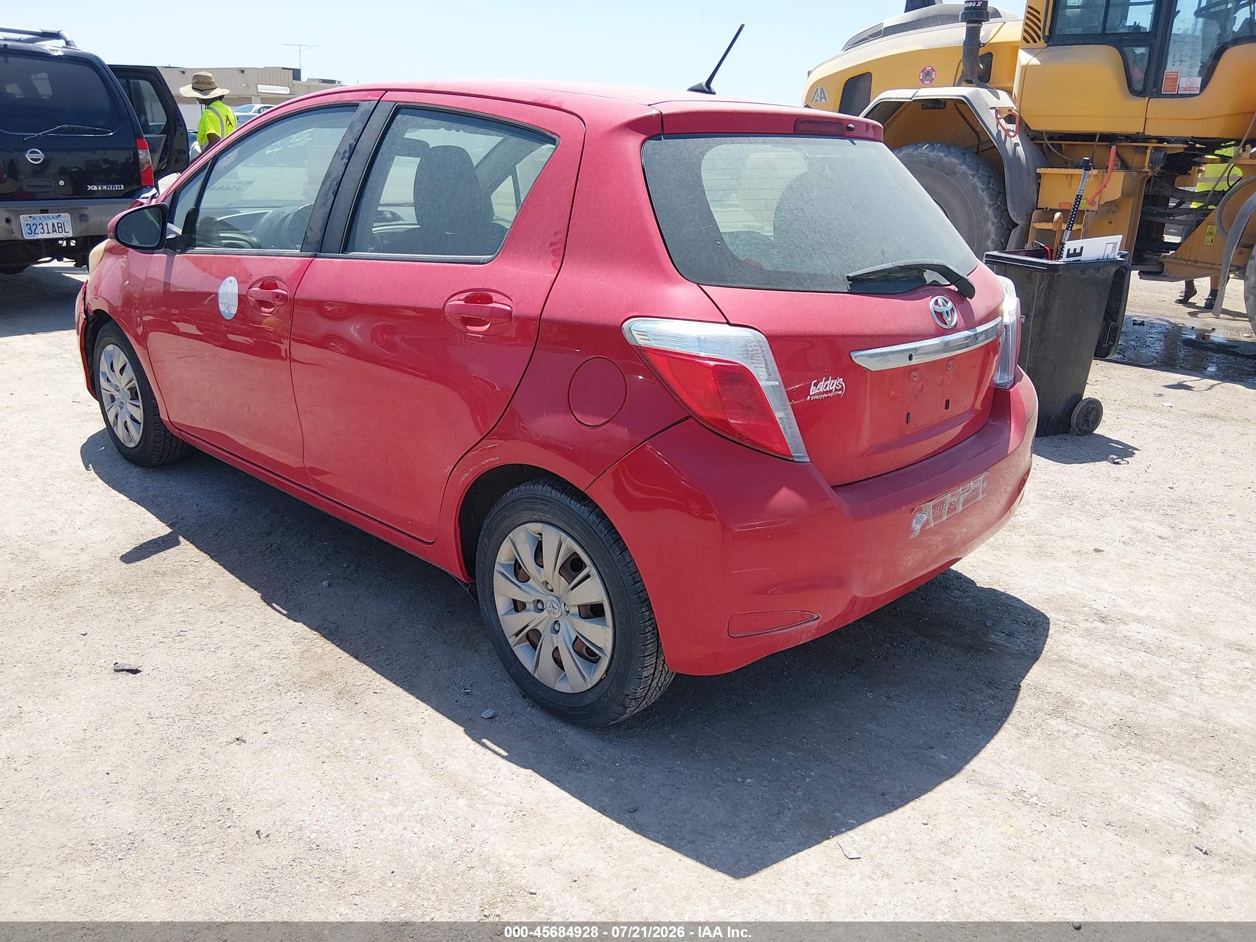 2012 Toyota Yaris L Red vin: JTDKTUD39CD504040